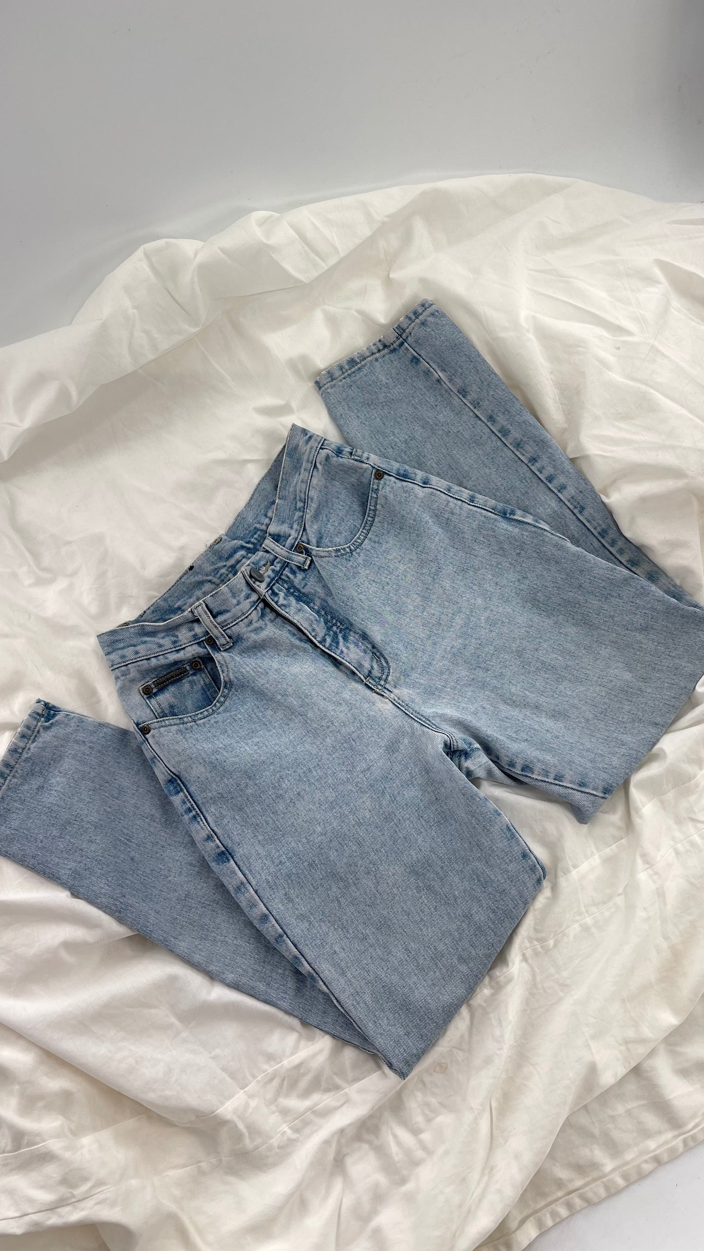 Vintage NYJeans 1990s High Rise Light Wash Jeans (6)