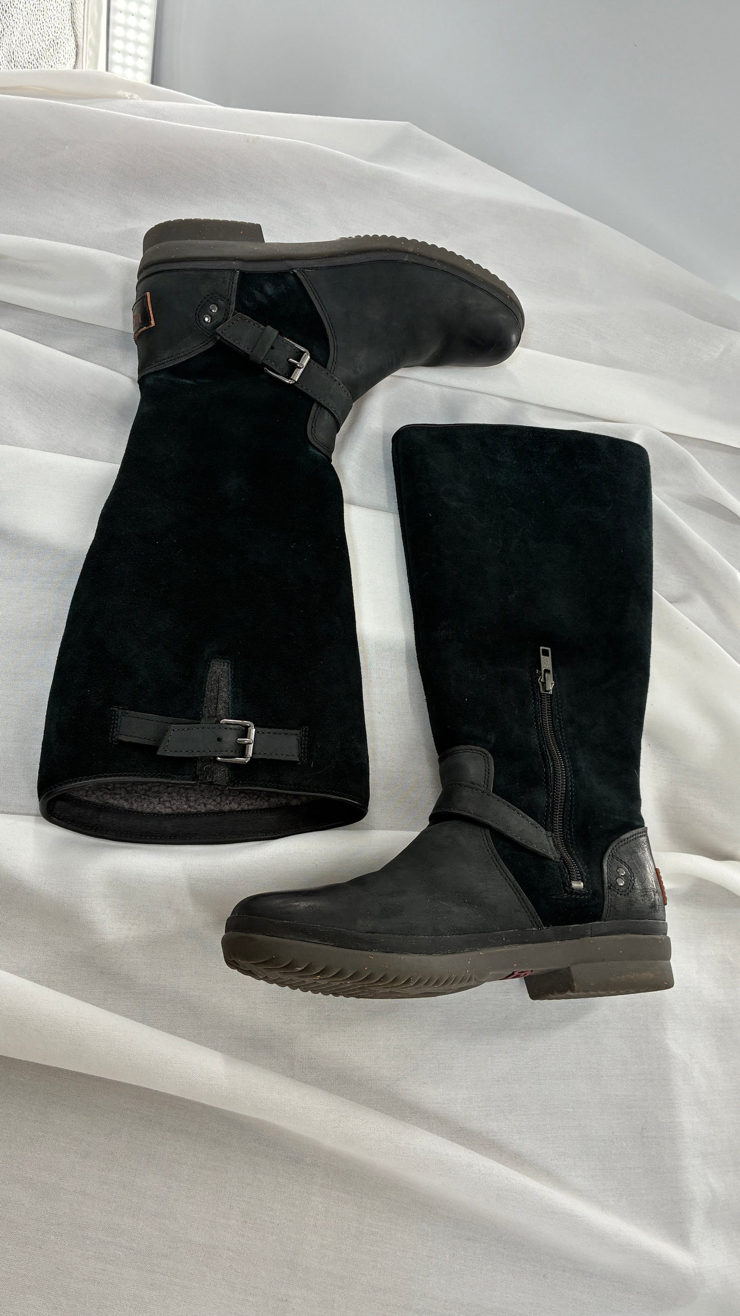 Vintage UGG Thomsen Boots Black Genuine Leather and Suede   (8)