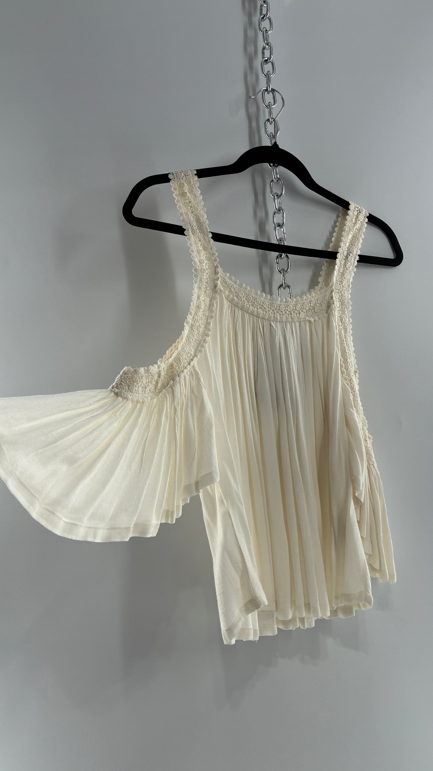 Free People X Sea Gypsies Voluminous Off White Drape Sleeve Blouse with Lace Detailing (XS)