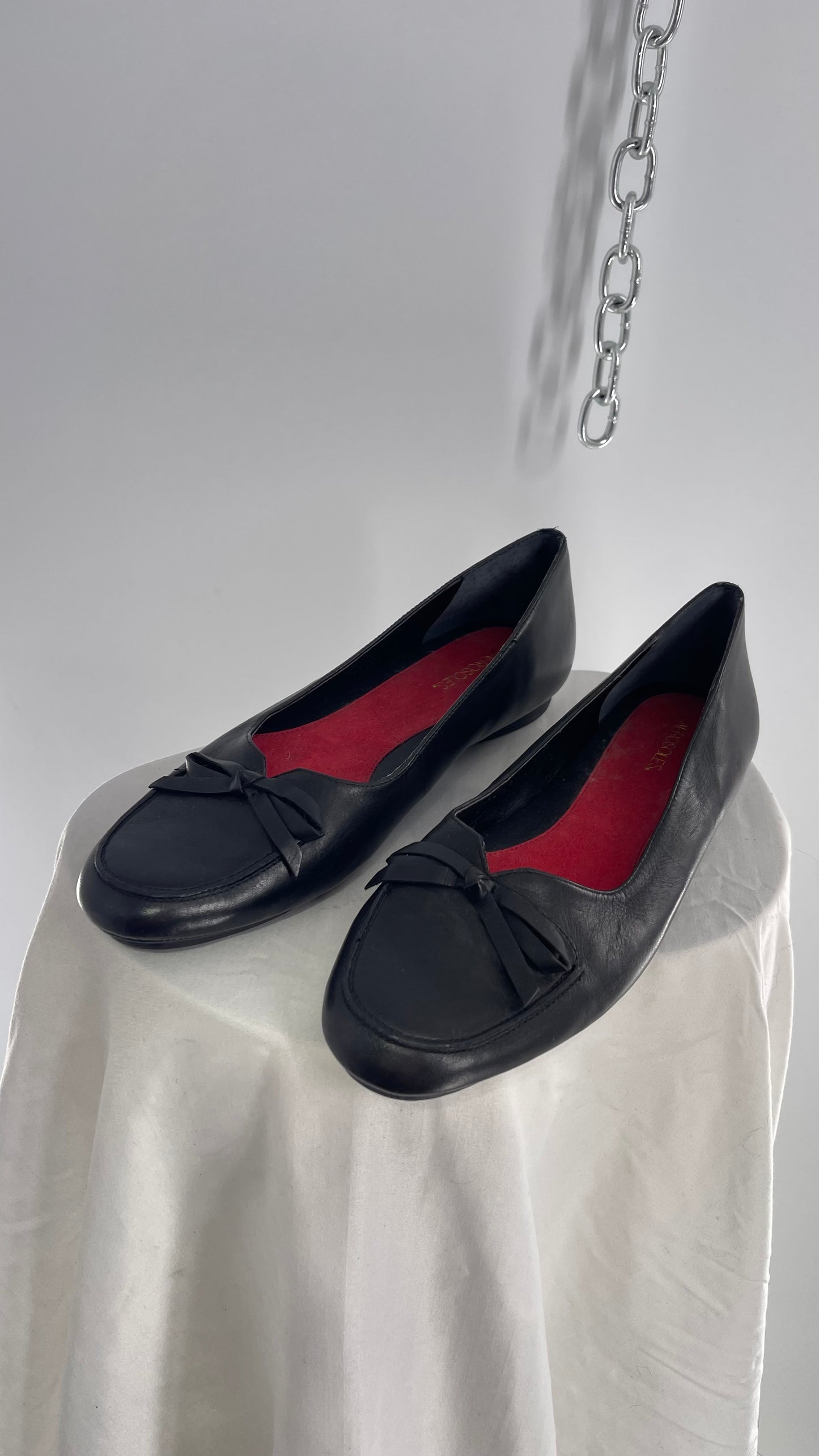 Vintage Aerosoles Black Leather Bow Front Flats (8)