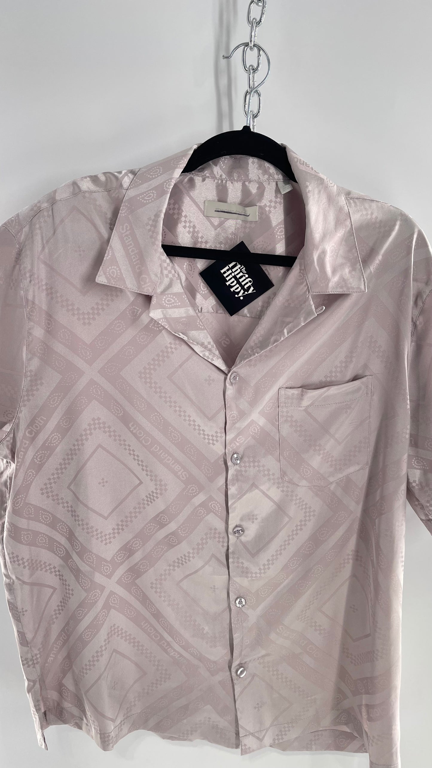 STANDARD/CLOTH Men’s Silver/Lilac Silky Shiny Button Up Short Sleeve (Large)