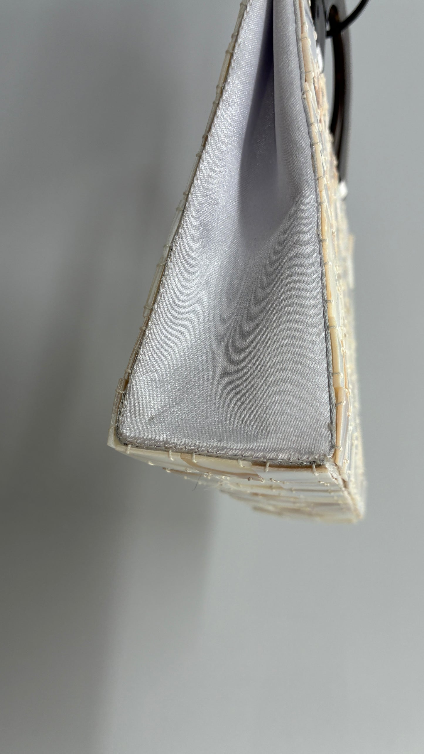 Vintage Seashell Off White Tile Mini Hand Bag