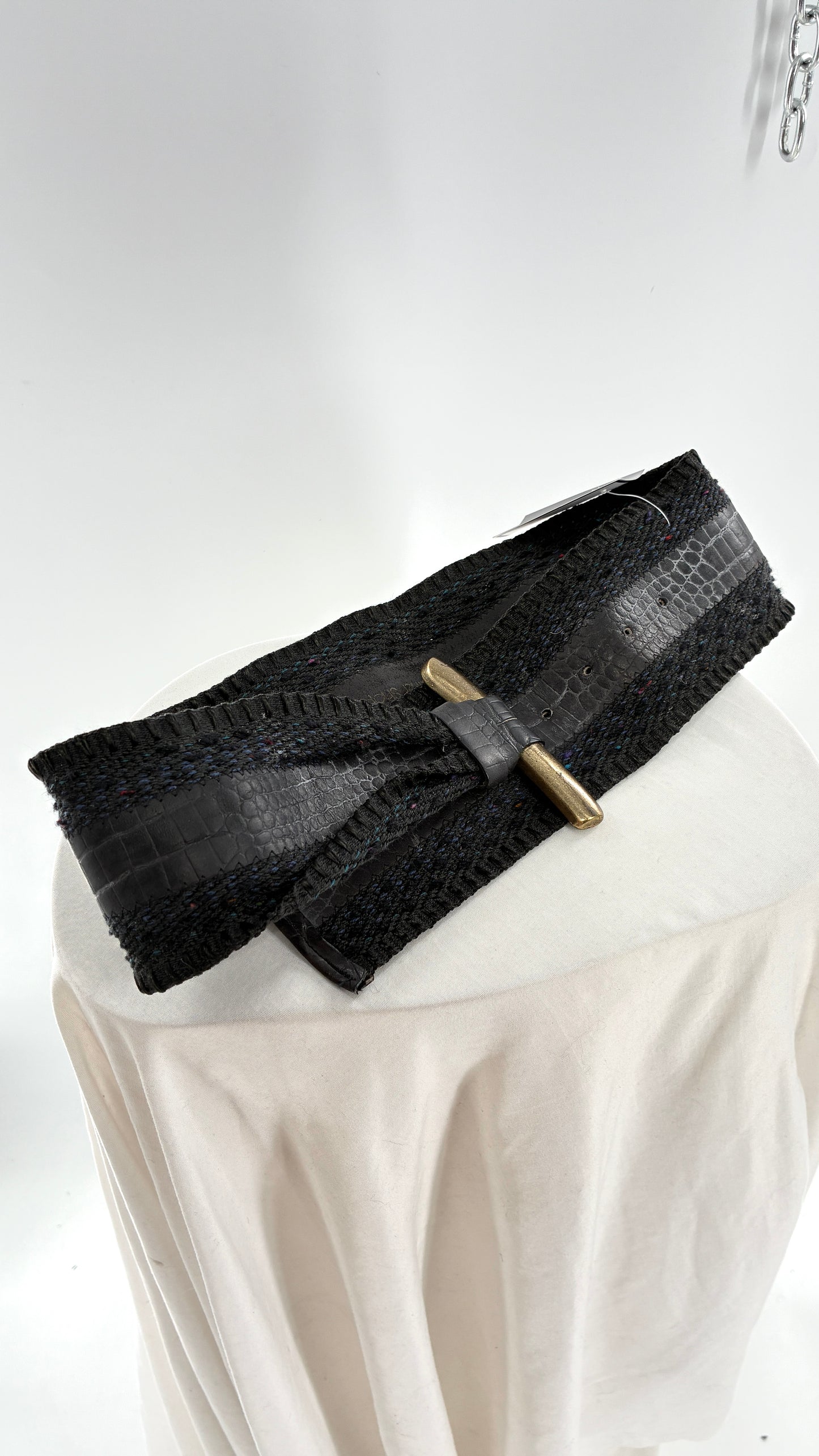 Vintage Leather Shop Belt with Bronze Buckle and Knit Details (Small)
