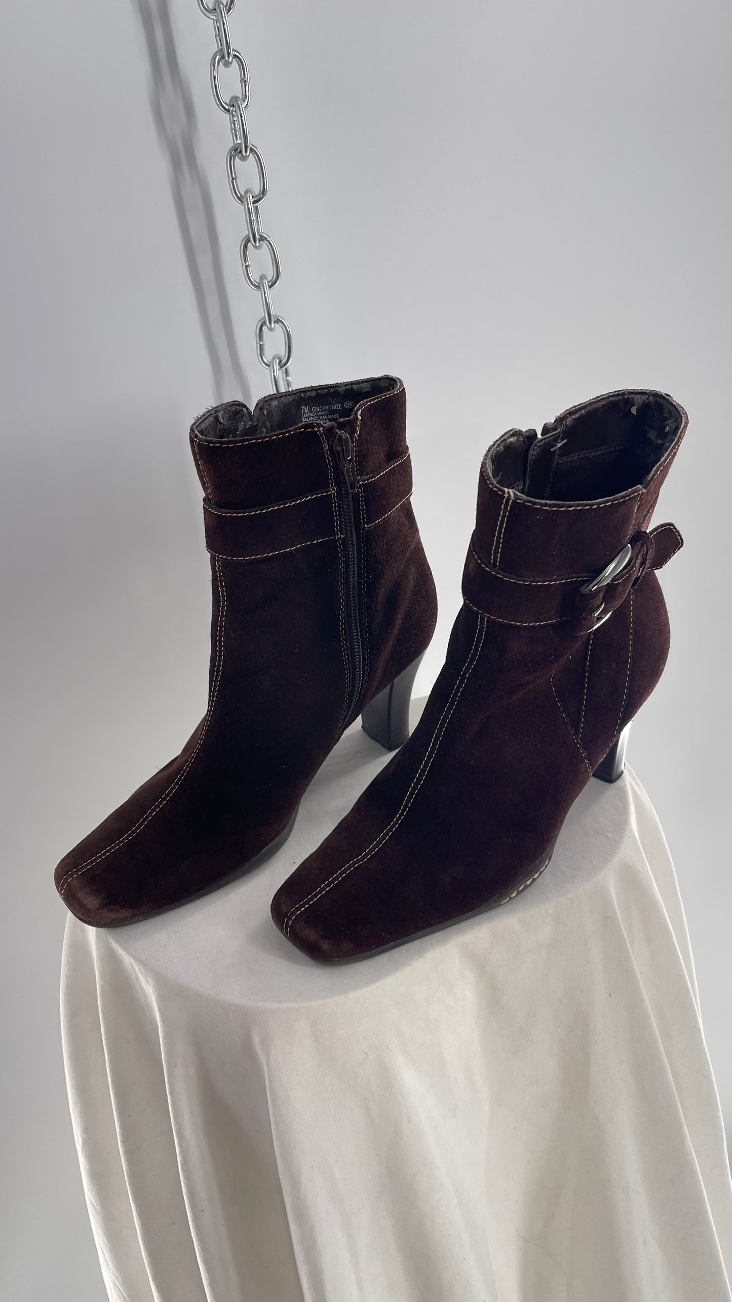 Vintage Aerosole Brown Suede Square Toe Booties with Contrast White Stitch and Ankle Buckle (7)