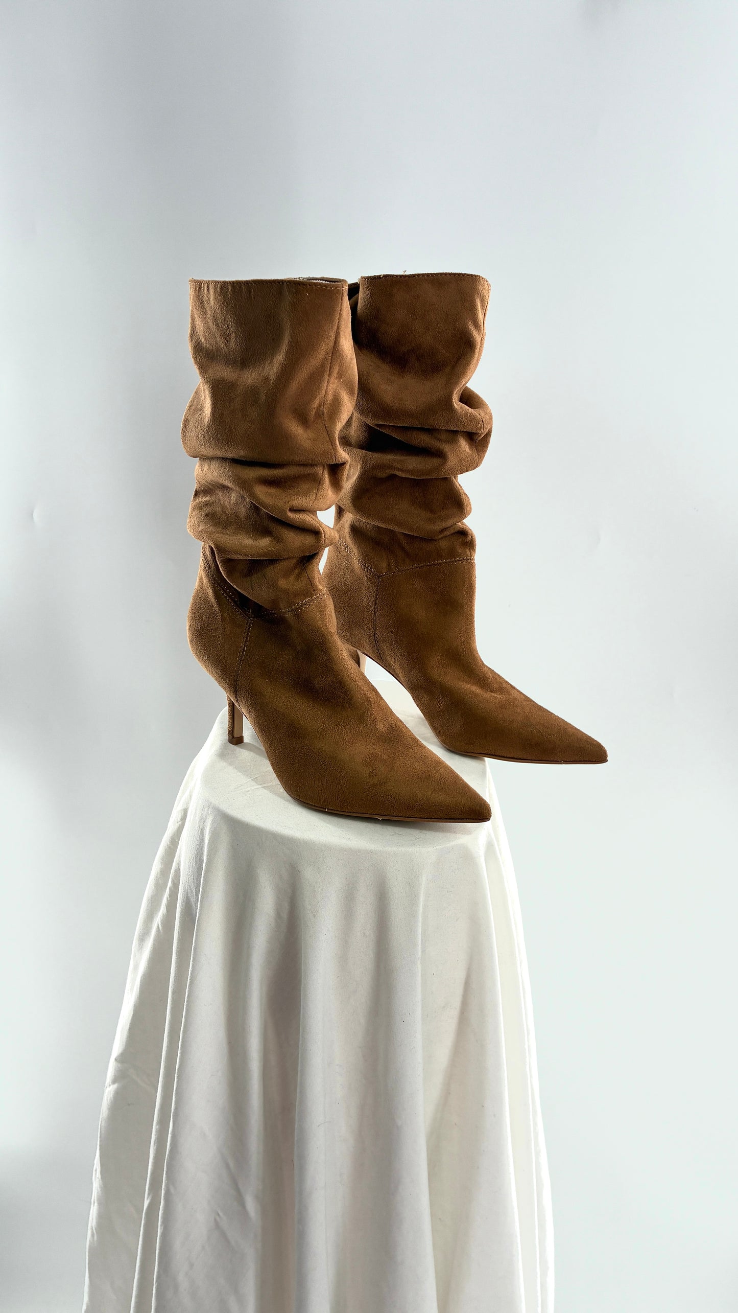 Vintage NINE WEST 1990s Scrunched Pointed Toe Boots (6.5)