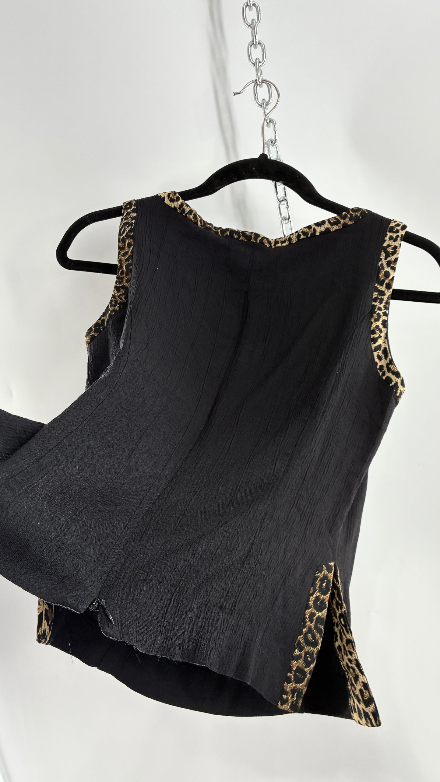 Vintage LOIS SNYDER DANI MAX Tailored Black Camisole with Leopard Trim and Vented Sides (6)