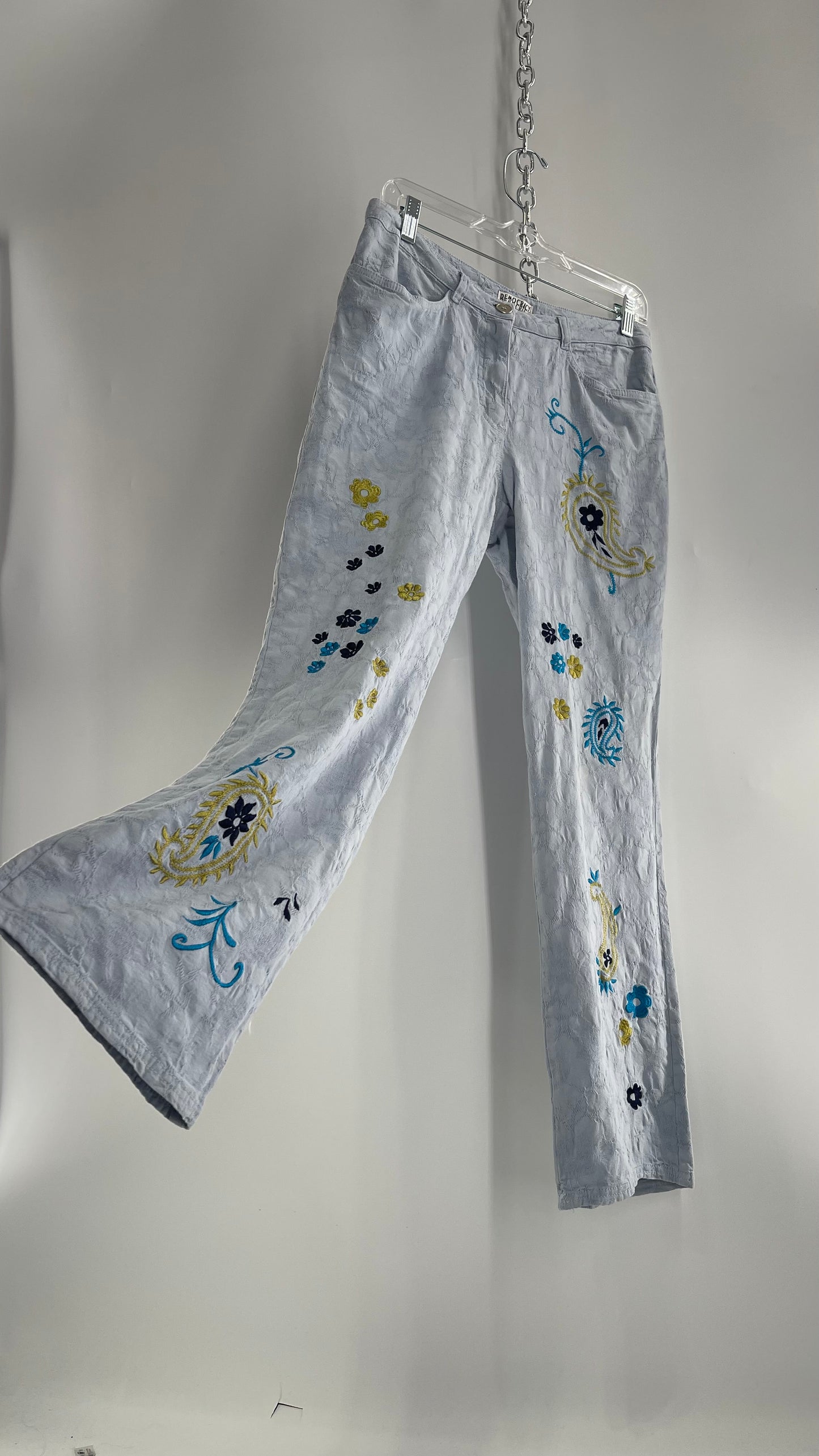 Vintage DEMOCRACY Embroidered, Textured Kickflares (8 Petite)