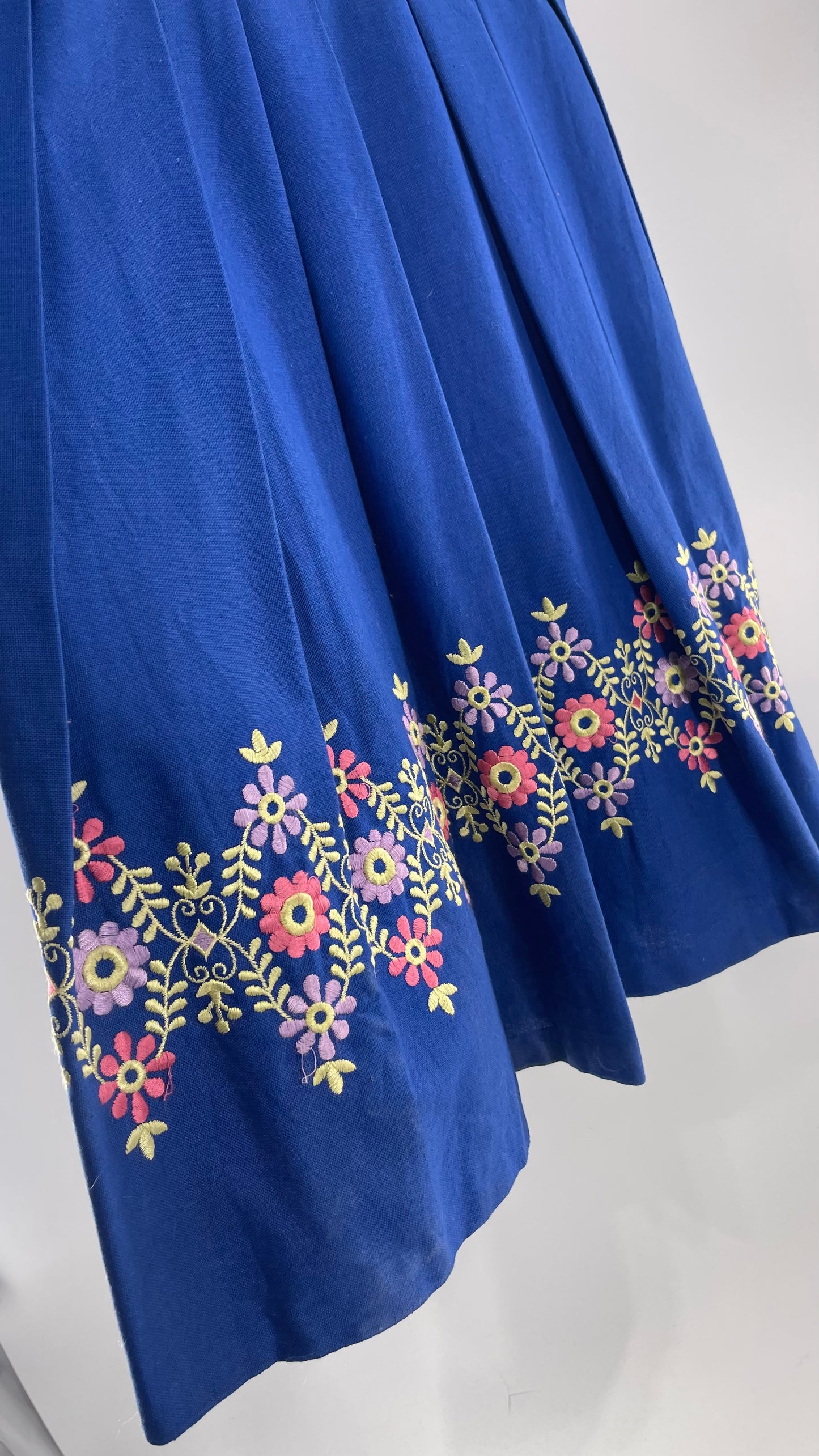 Vintage 1970s Spitzing Modell Wilhelm Picherer Hohenkirchen Traditional German Hand Embroidered Royal Blue Dress (M)