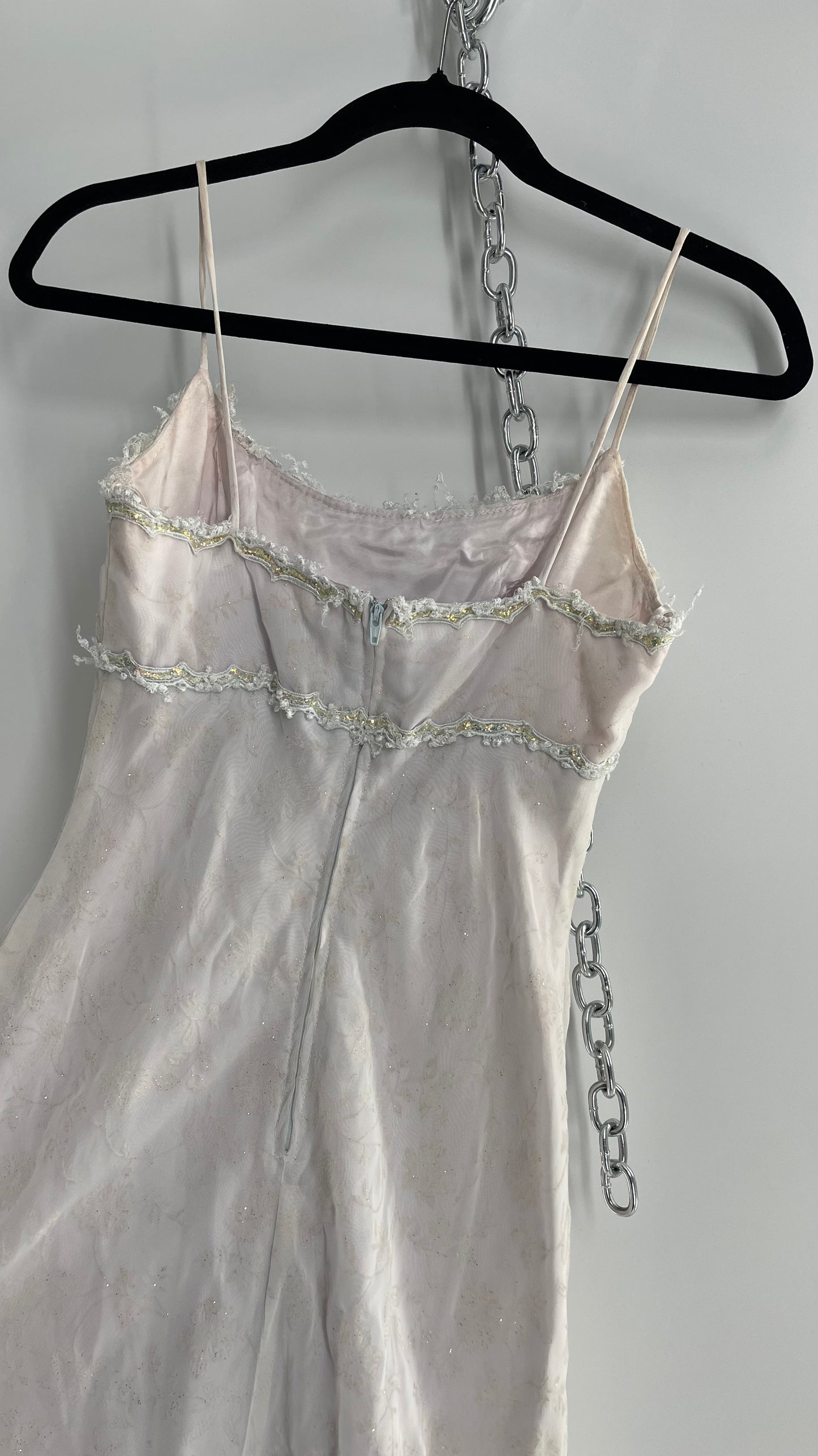 Vintage 1990s BLONDIE NITES by Jaslene Off White/Light Lilac Gown with Lace Trim (5)