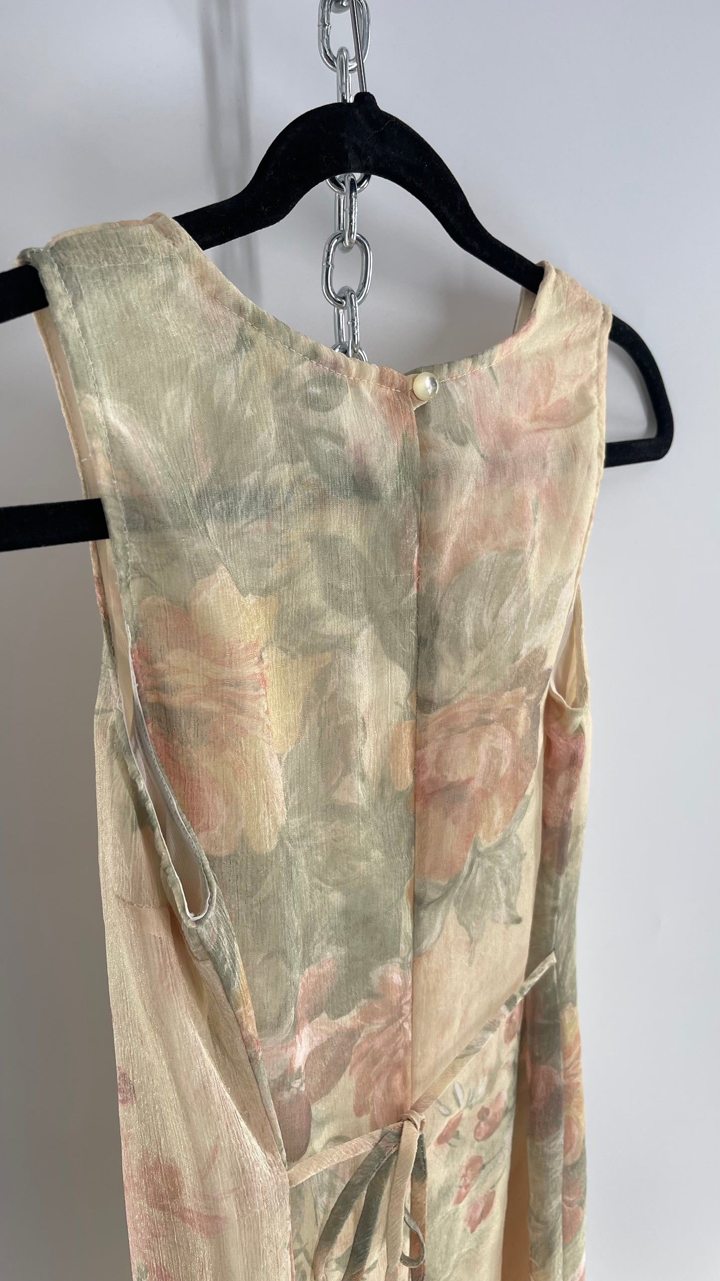 Vintage Dress Barn Muted Pastel Floral Dress with Slightly Metallic Sheen (6)