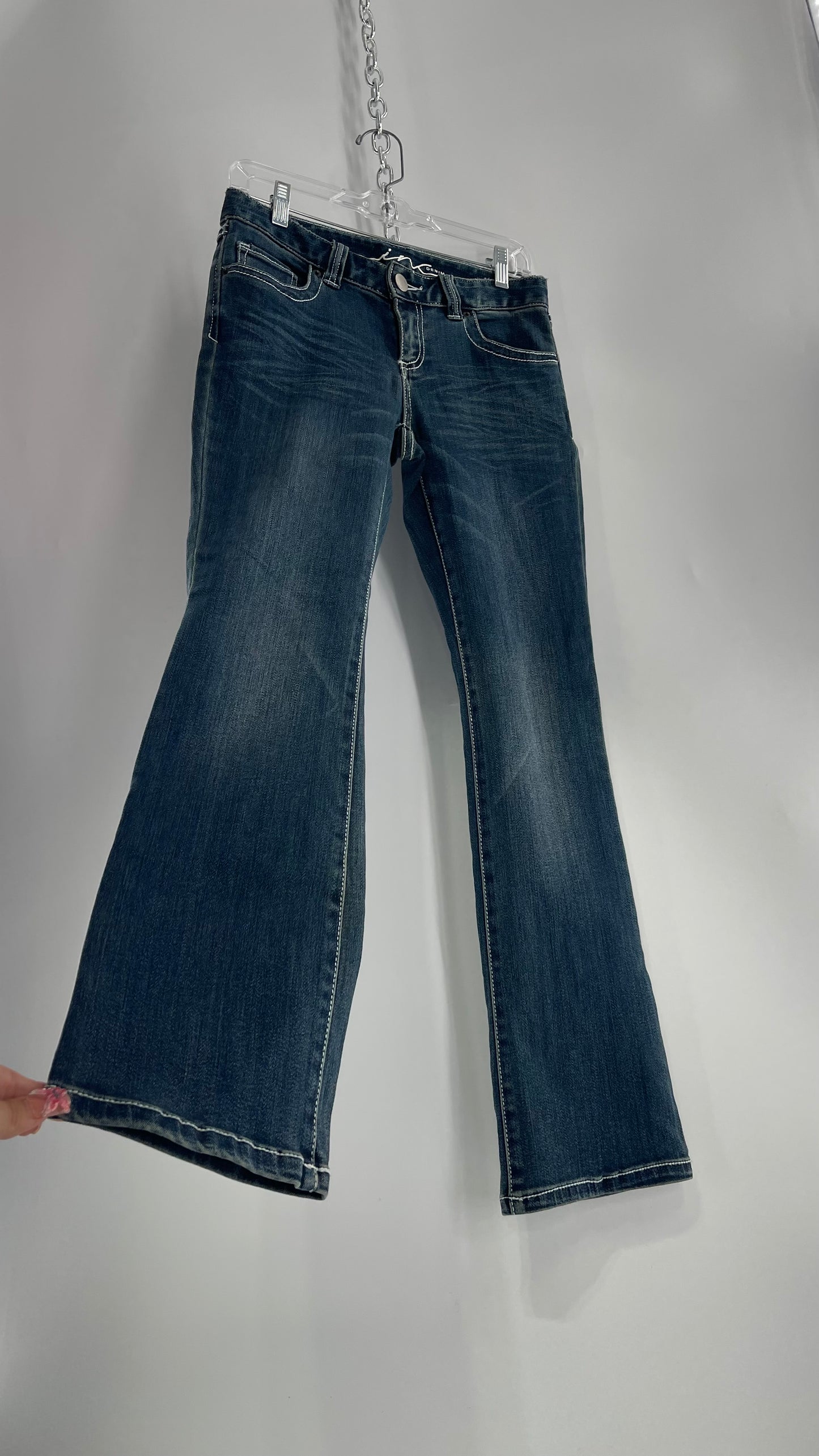 Vintage Dark Wash Denim with White Stitching (4P)