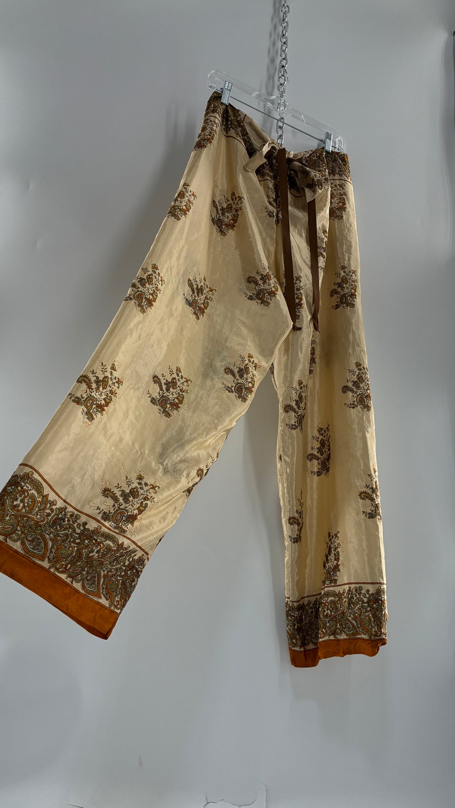 Urban Renewal Urban Outfitters Silky Lounge Pant Upcycled Vintage (Small)