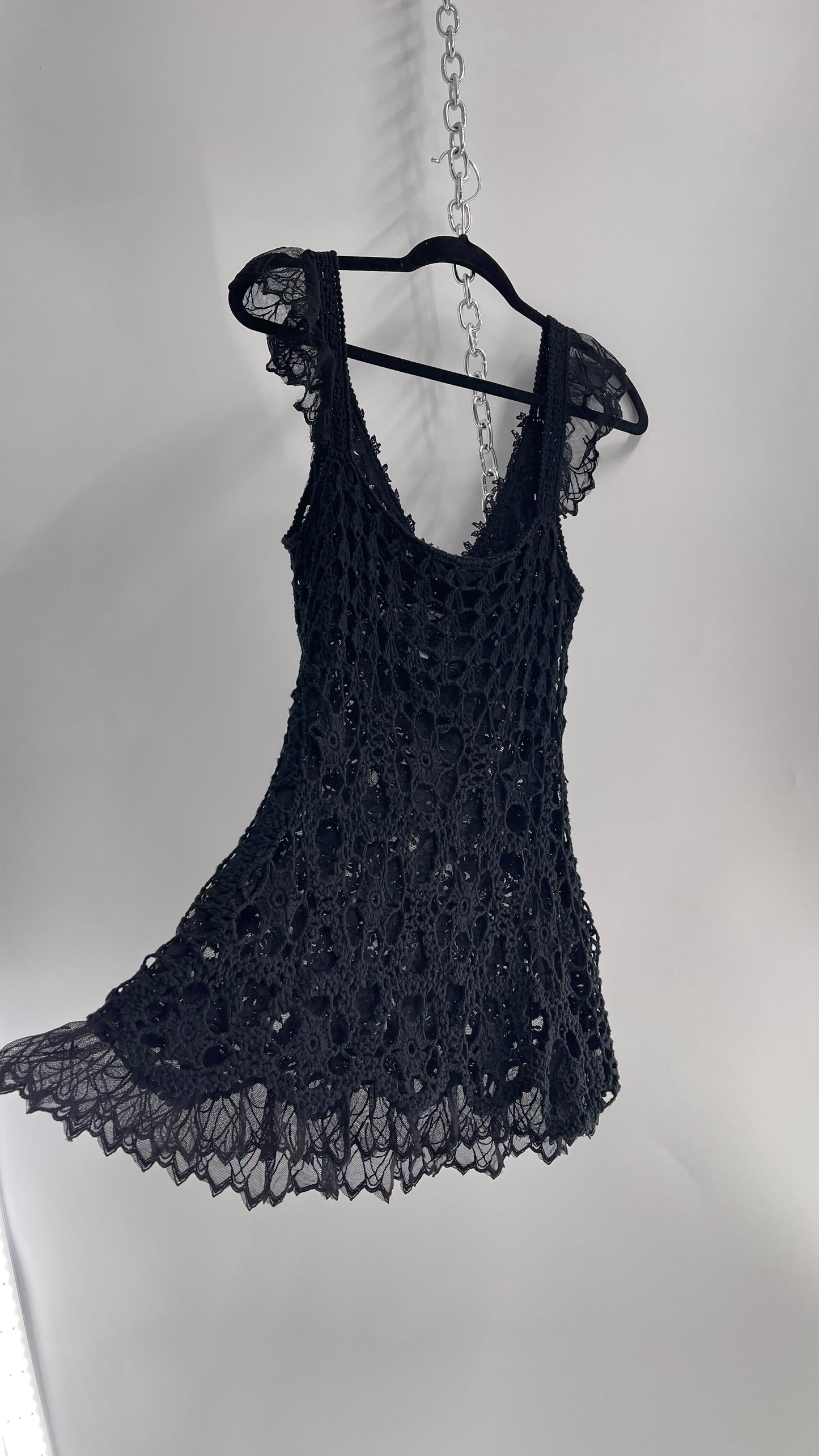 Vintage 1990s Boston Proper Black Crochet Long Tank with Lace Underlay and Ruffle Bust (Medium)