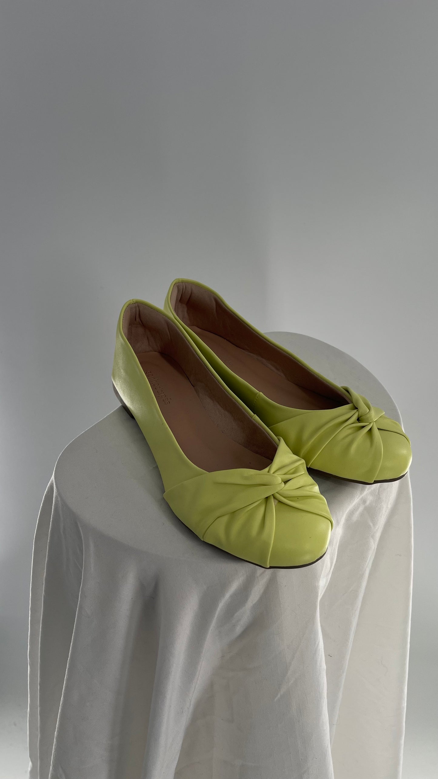 Brazilian Sonhos Dos Pés Neon Yellow Ruched Ballet Flat (37)