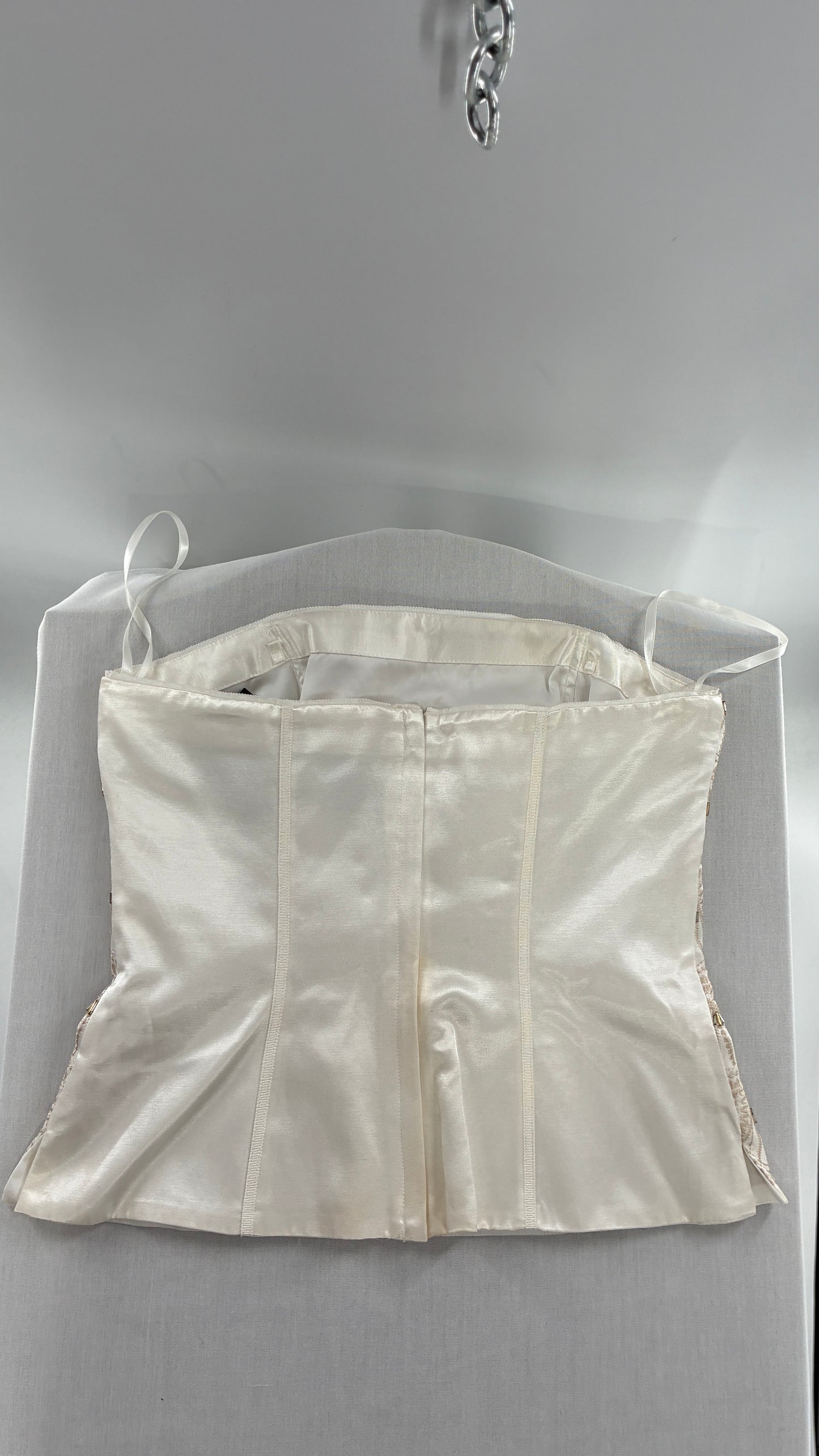 Vintage 1990s Corset White House Black Market Ivory Embroidered and Beaded Corset (6)