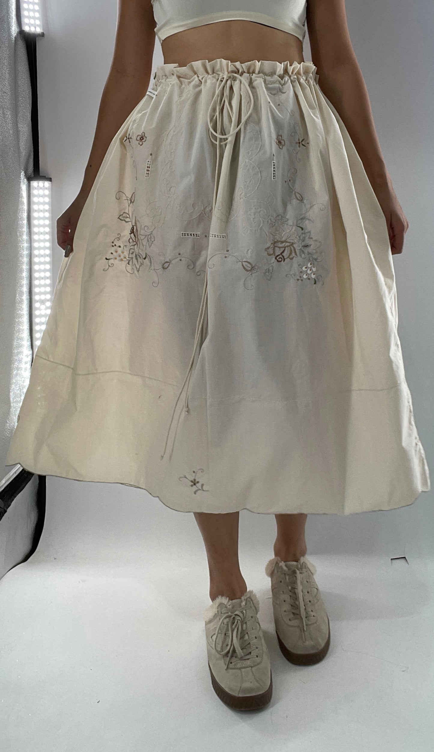 Custom Handmade Vintage Embroidered Off White Soirée Skirt (One Size)