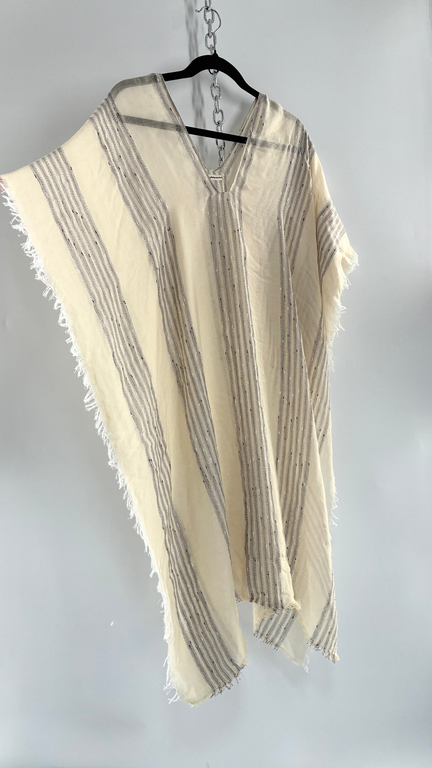 Anthropologie Do Everything in Love Tunic Sweeping Cape/Cover Up with Silver Tinsel (One Size)