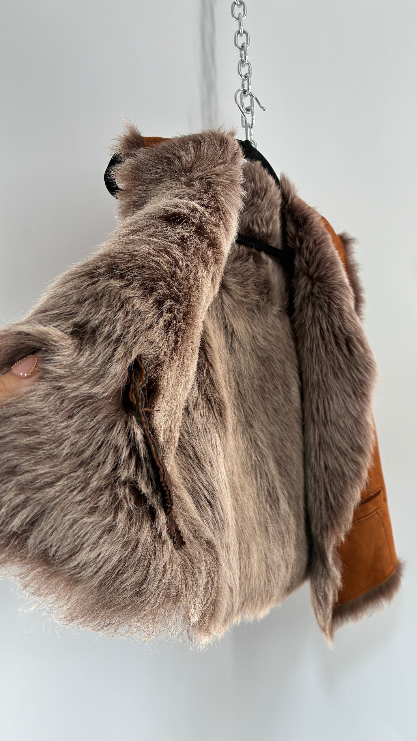 OVERLAND Genuine Fur and Sheepskin Suede Leather Vest Made in France (12)