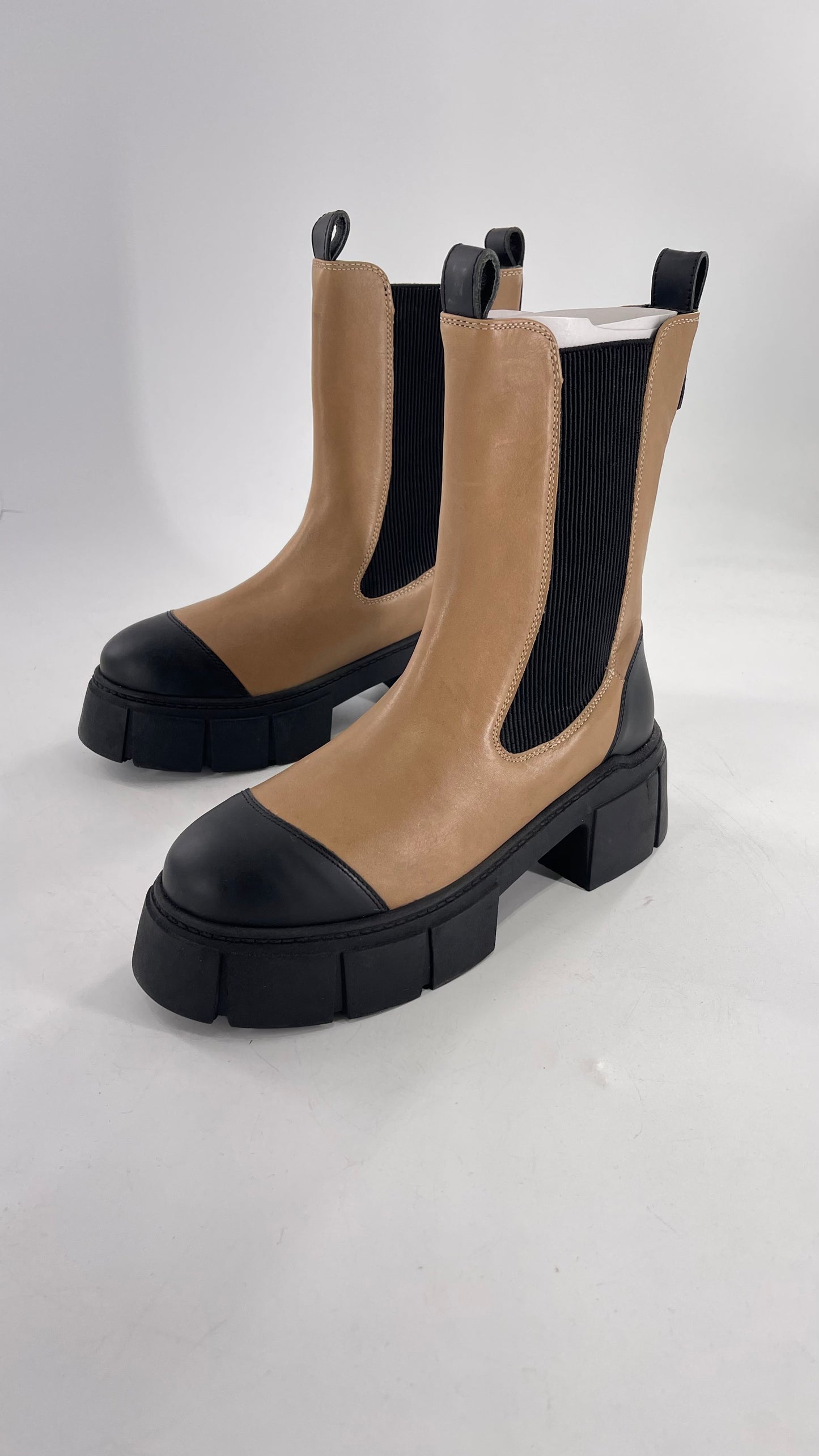 Free People James Chelsea Boot Tan with Chunky Heel and Raised Platform Sole (37.5)