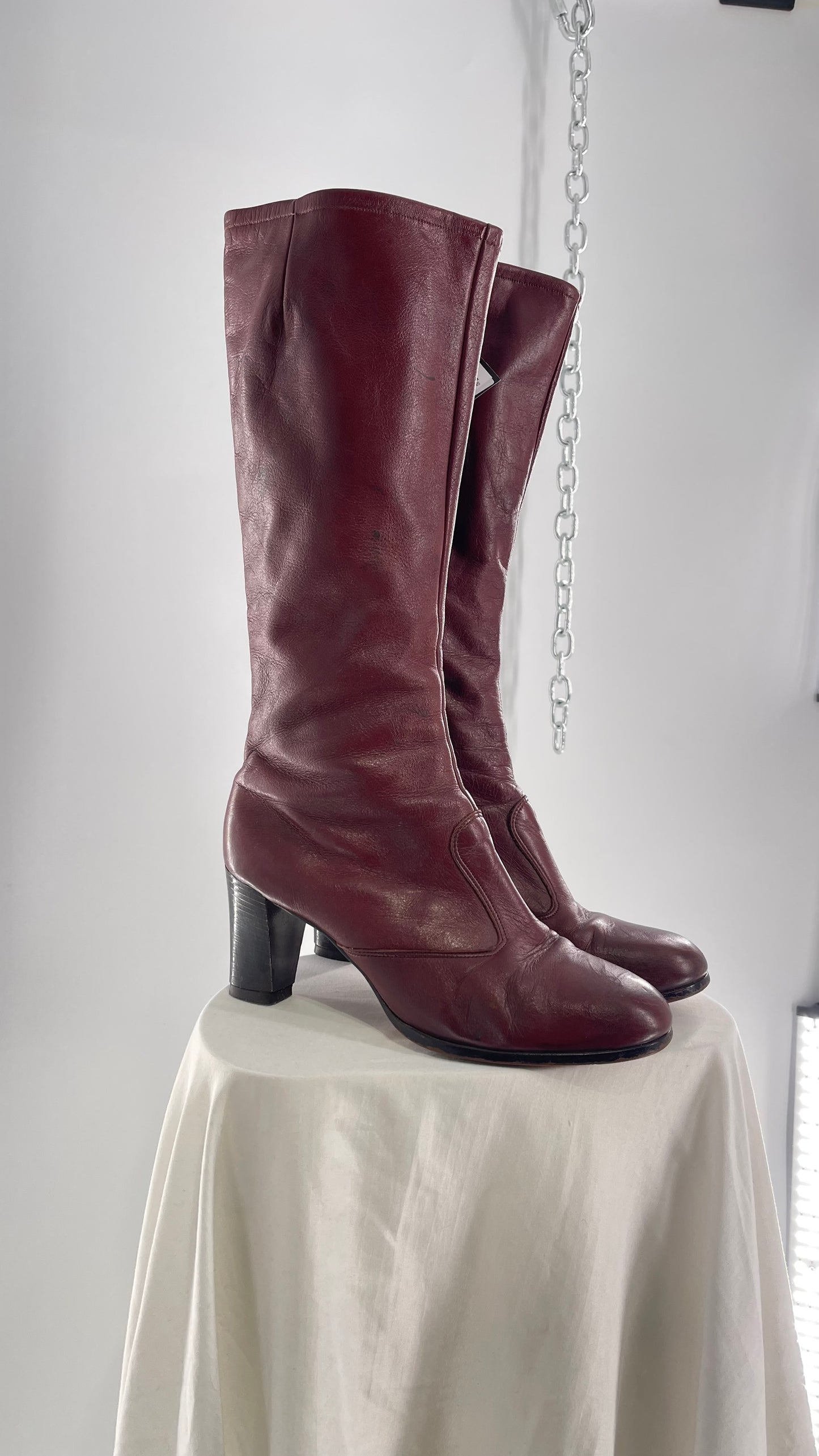 Vintage Cherry Cola Red Knee High Leather Boot with Heel (8.5)