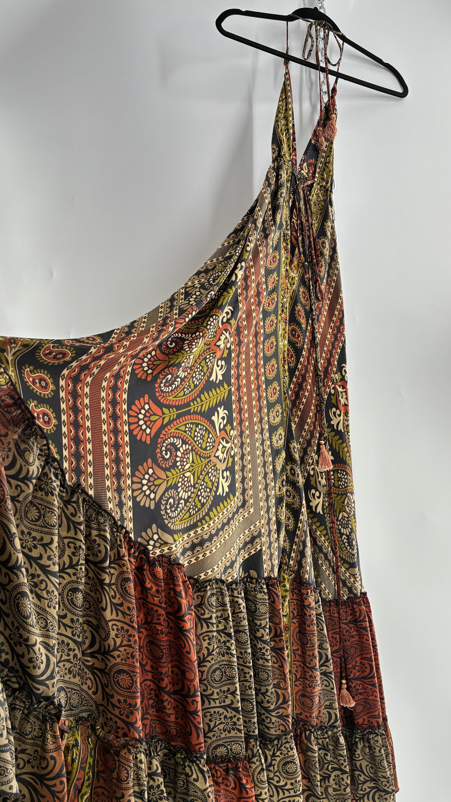 Vintage FLOATING LOTUS 30% Silk Adjustable Low Back Voluminous Dress (OS)