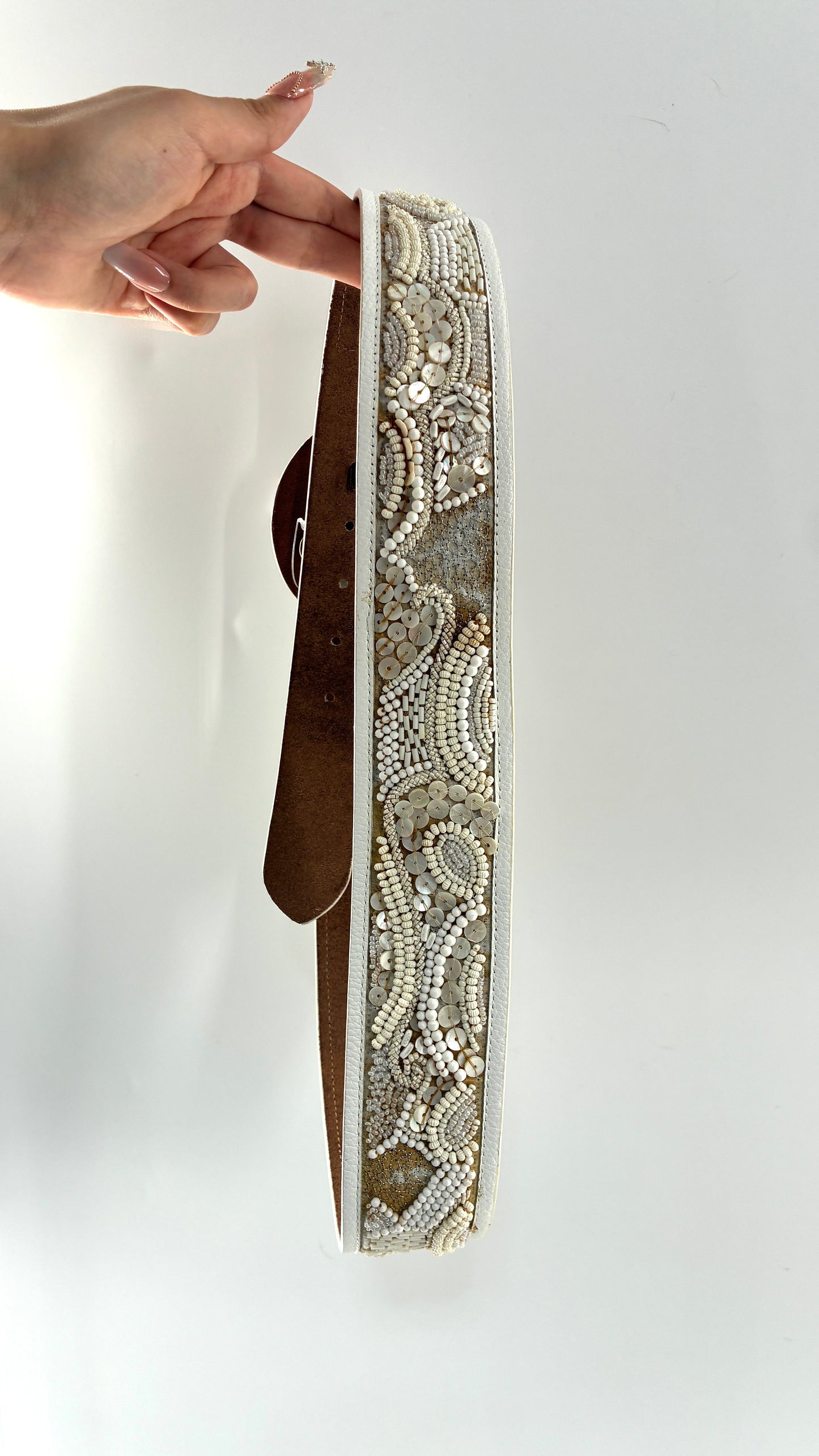 Vintage White Leather Belt with Beaded Details and Oval Buckle