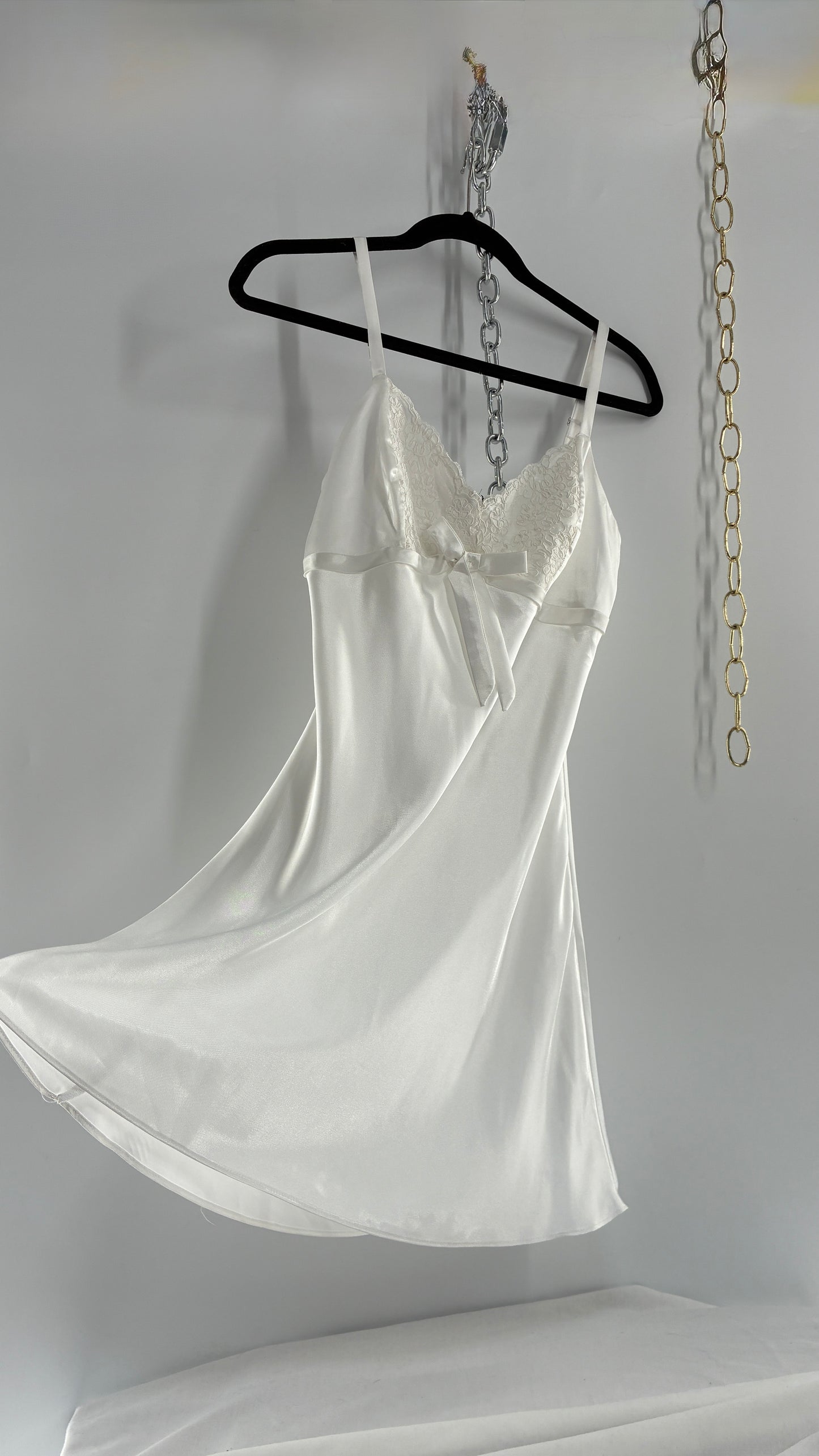 Vintage JONES NEW YORK White Slip Mini Dress (Small)