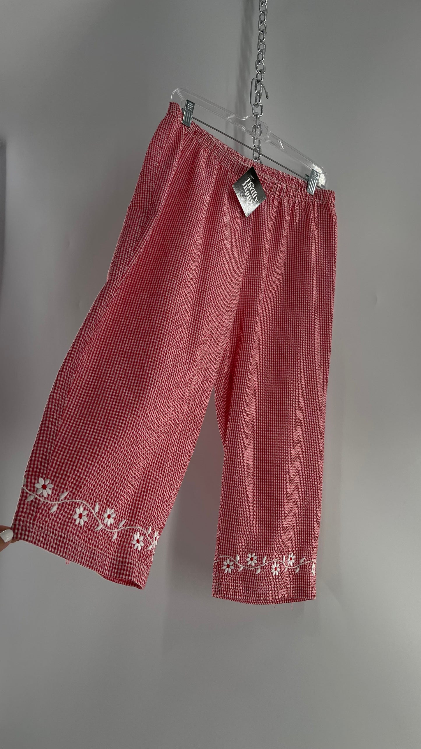 Vintage Red and White Gingham Picnic Cropped Pants (L)