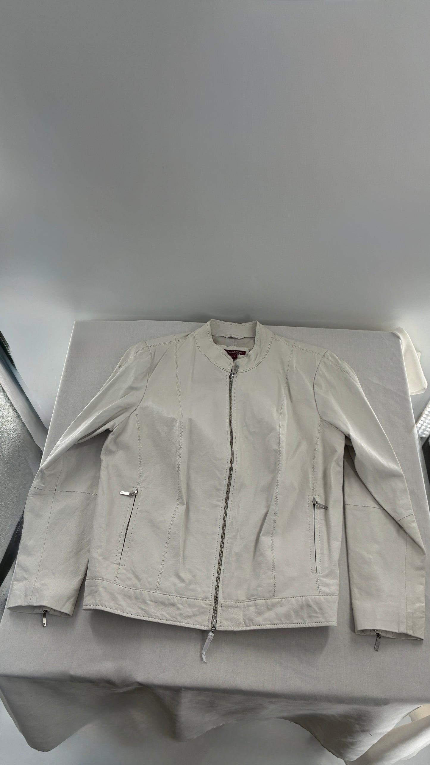 Deadstock Vintage JESSICA LONDON White Genuine Leather Paneled Motorcycle Jacket (16)