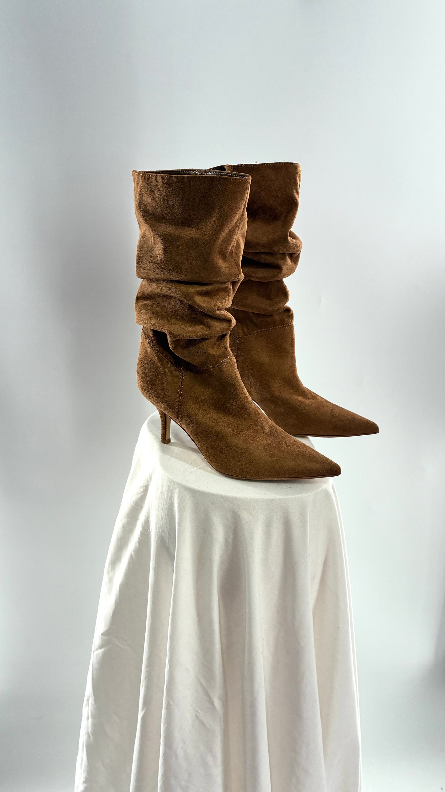 Vintage NINE WEST 1990s Scrunched Pointed Toe Boots (6.5)