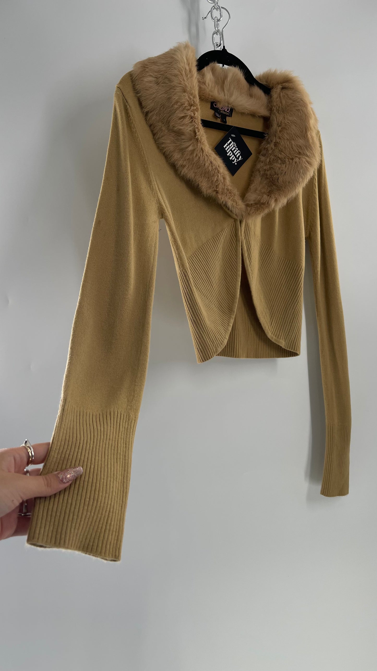 Vintage XOXO Tan Fasten Bust Cropped Cardigan Shrug with Genuine Rabbit Fur Exaggerated Collar (Large)