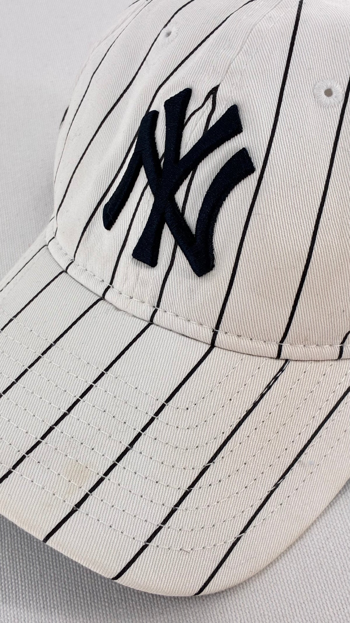 Vintage YANKEES Pin Stripe Baseball Hat