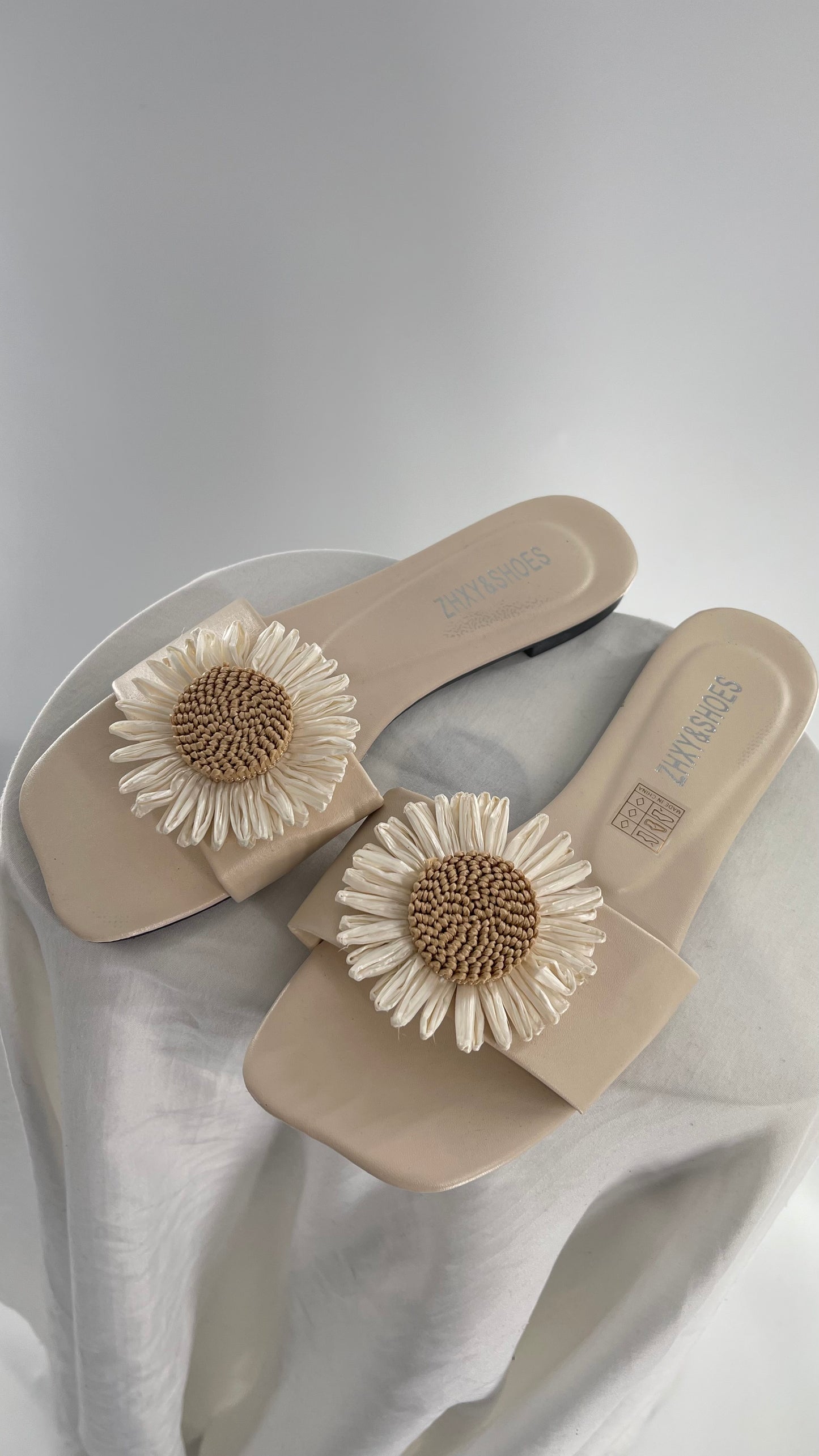 Neutral Beige Square Toe Flower Flats (39)