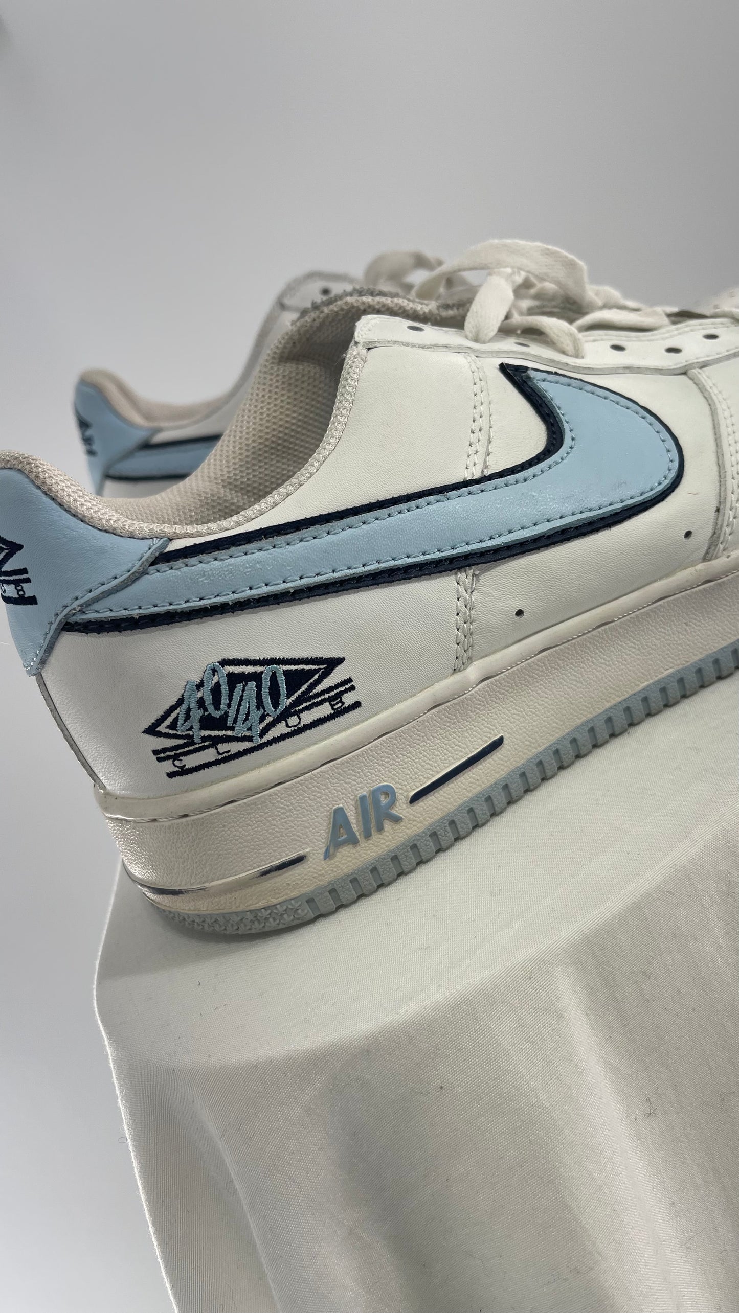 Super RARE Jay-Z 40/40 Nike Club Air (10)