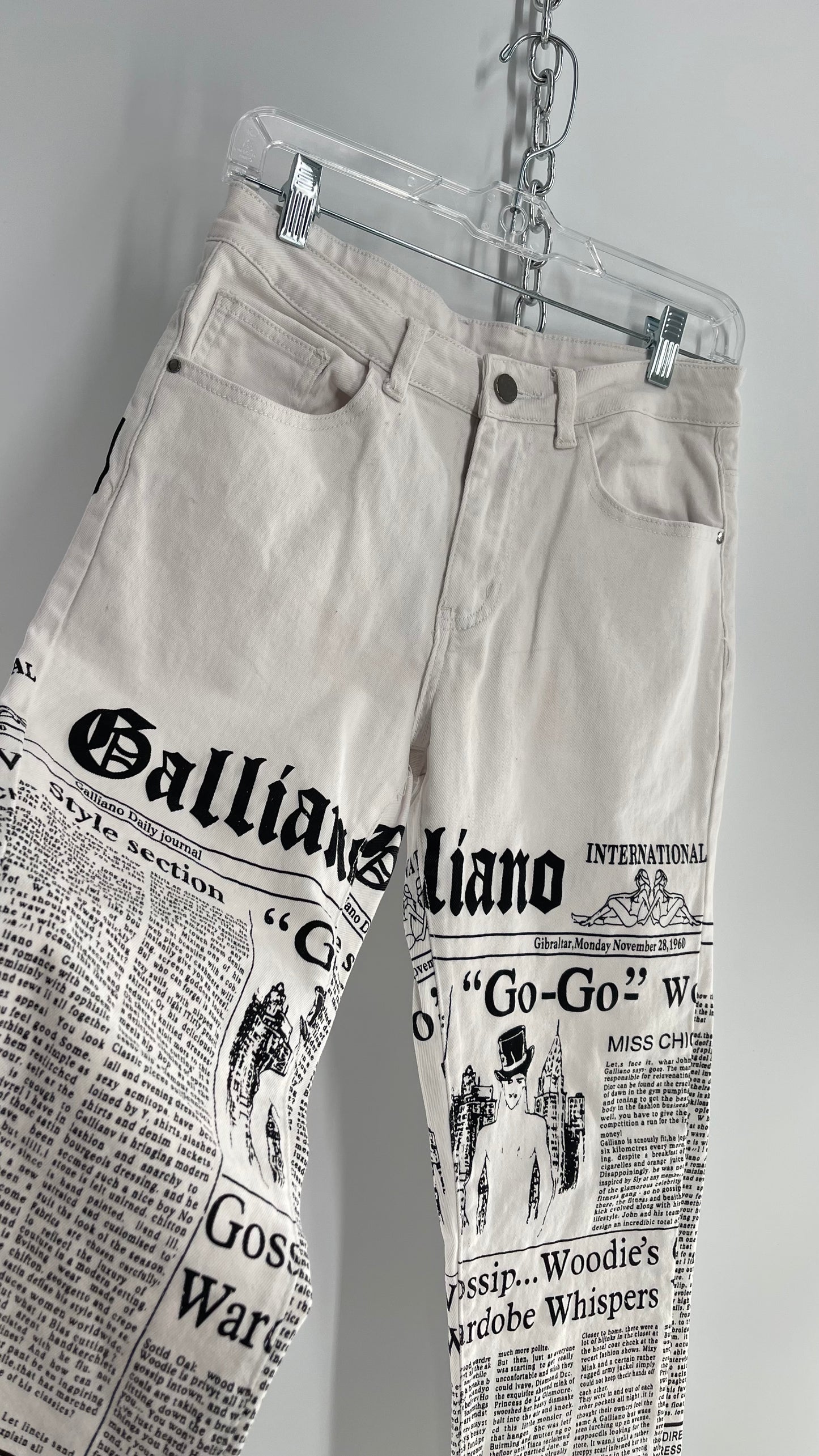 Knockoff Galliano White and Black Newsletter Jeans (C) (28)