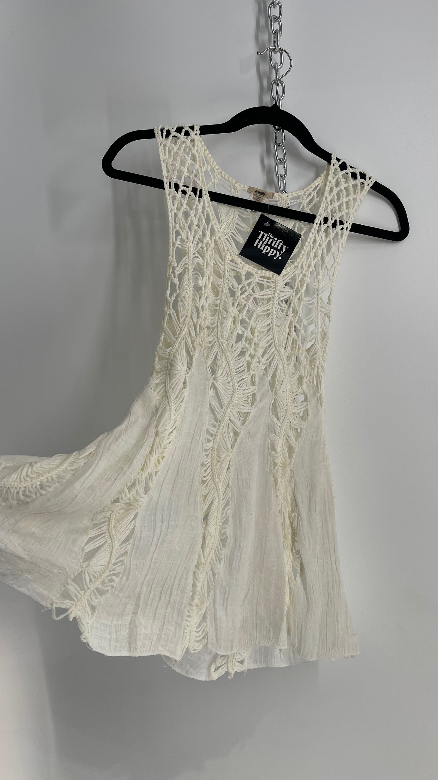 Ecoté White Tank Top with Ivory Knit Details (M)