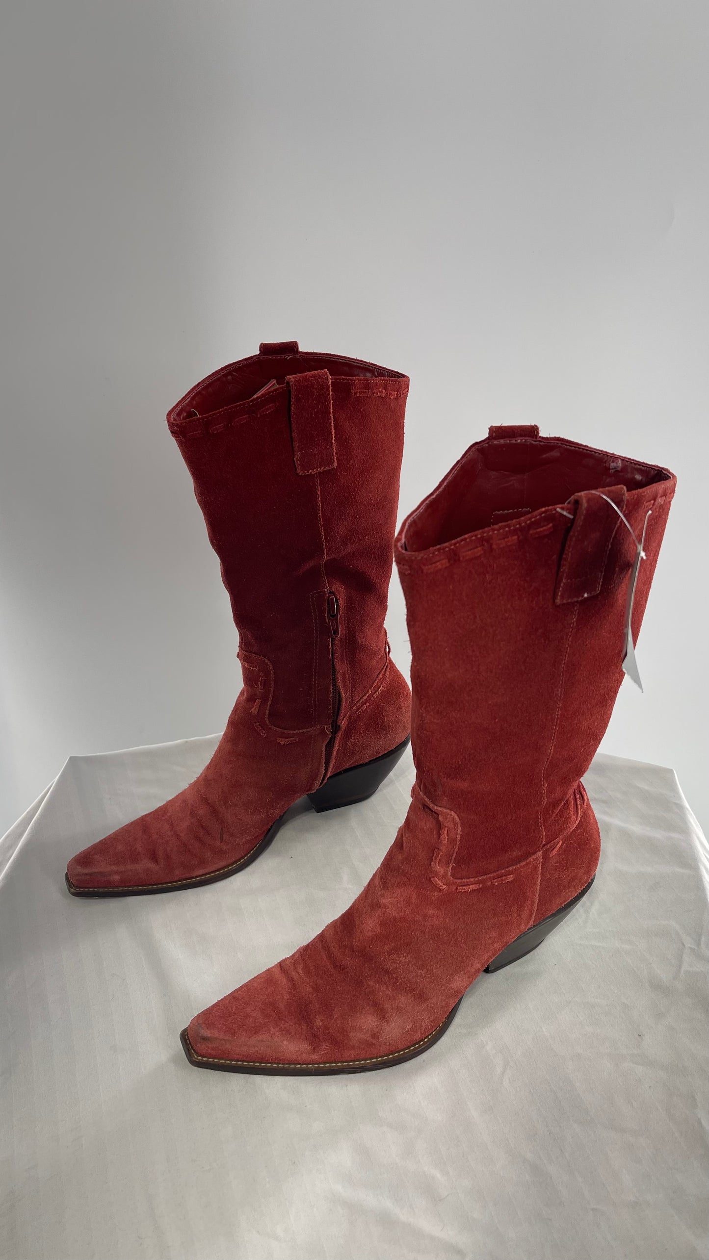 Vintage BCBG Red/Burnt Orange Pointed Toe Cowboy Boots (7)