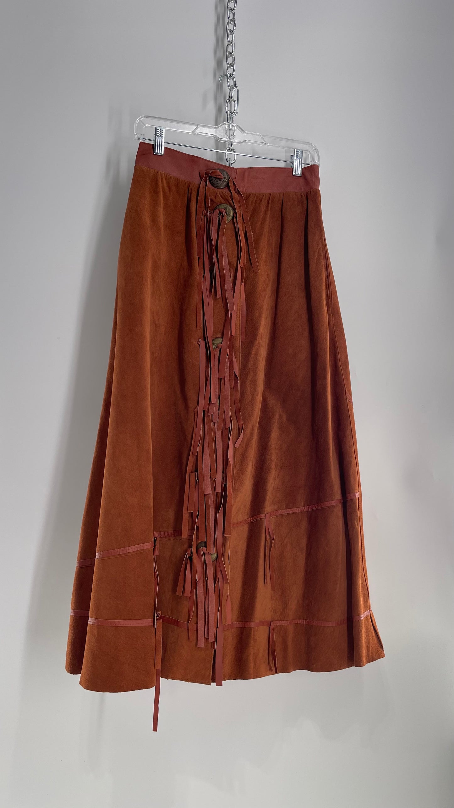 Vintage Toffs 1970s Burnt Orange Cognac Suede Leather Skirt with Tassels/Fringe and Oversized Metal Buttons (10)