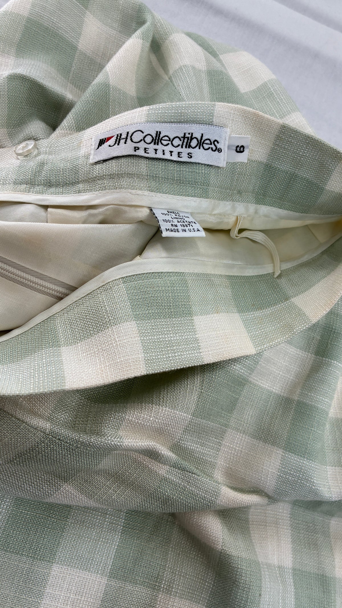 Vintage JH COLLECTIBLES 100% Rayon, Sage Gingham Suit Set (6 Skirt, 4 Blazer)