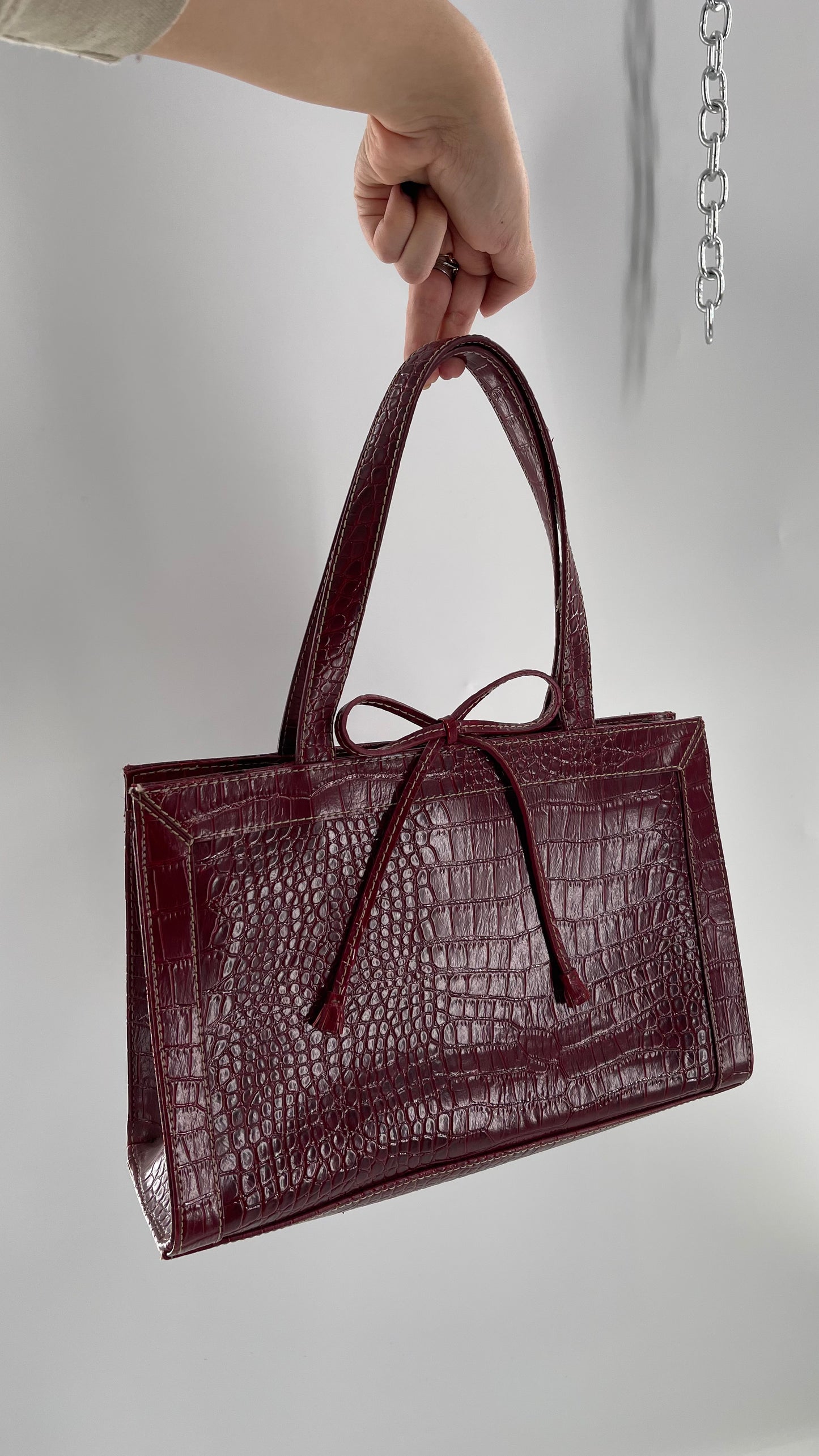 Vintage Liz Claiborne 1990s Cherry Red Crocodile Embossed Structured Bow Bag