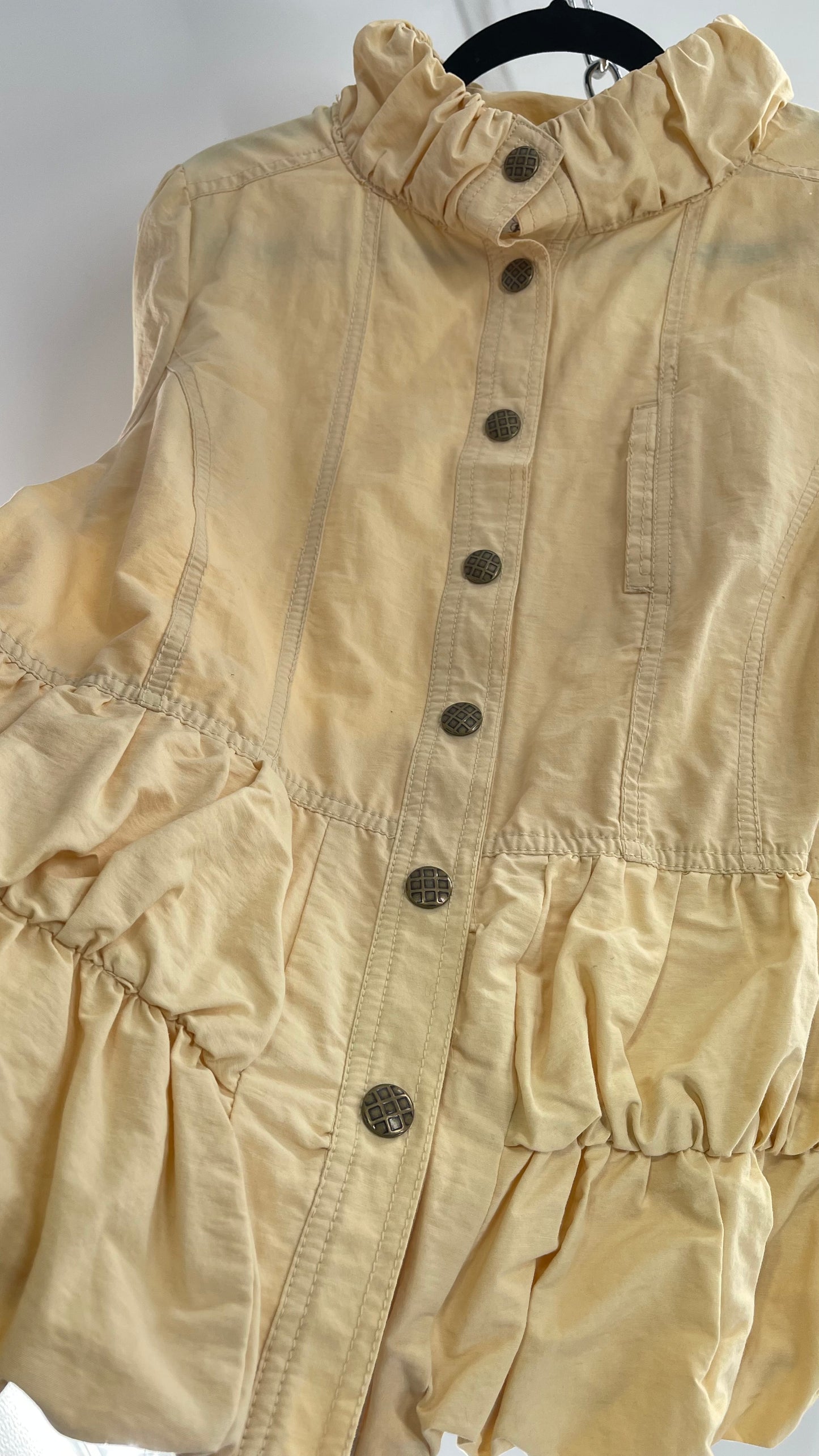 Vintage AMI Baby Yellow Beige Bubble Hem Jacket