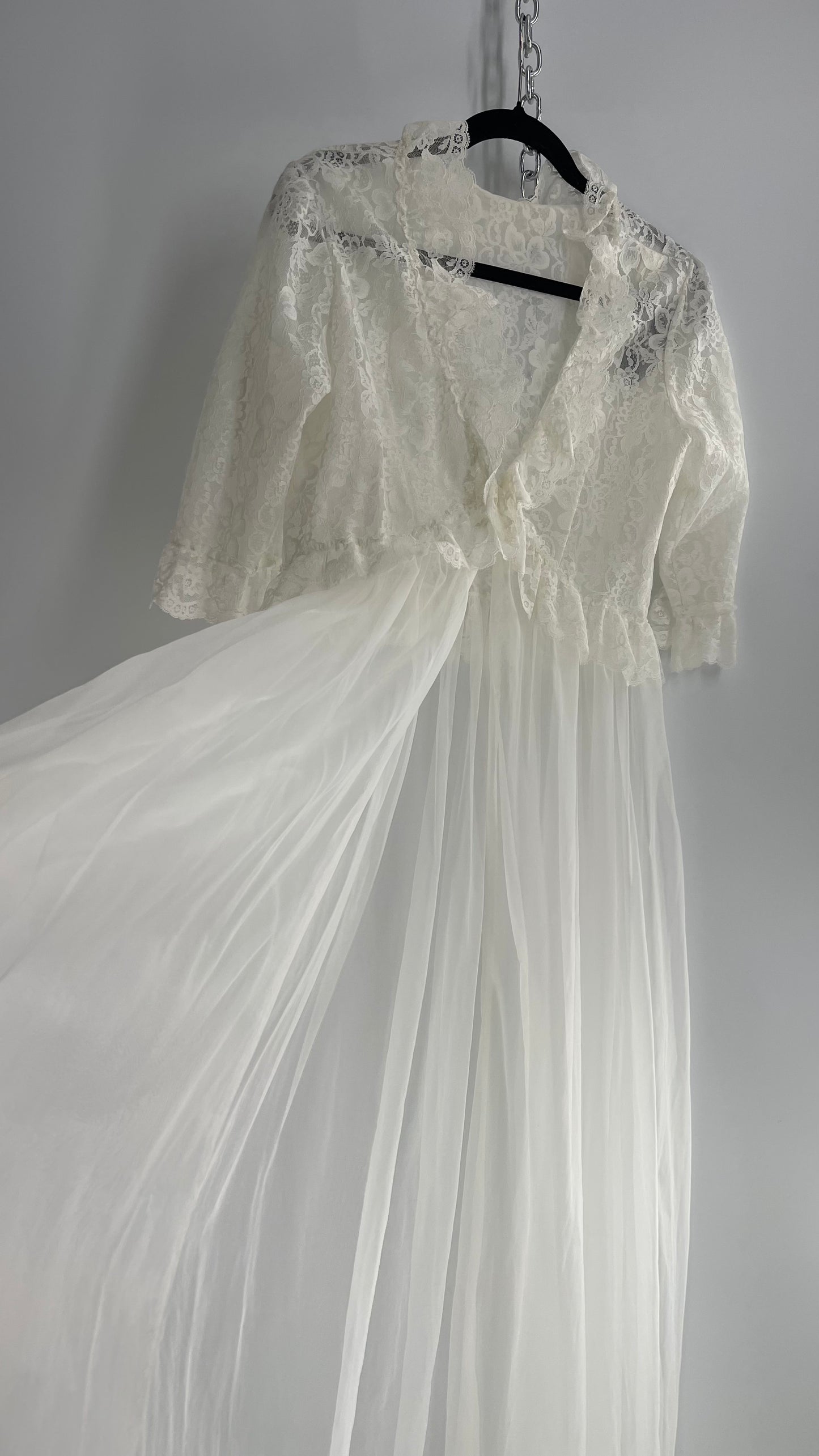 Vintage LISETTE 1960s White Lace Sheer Overdress (38)