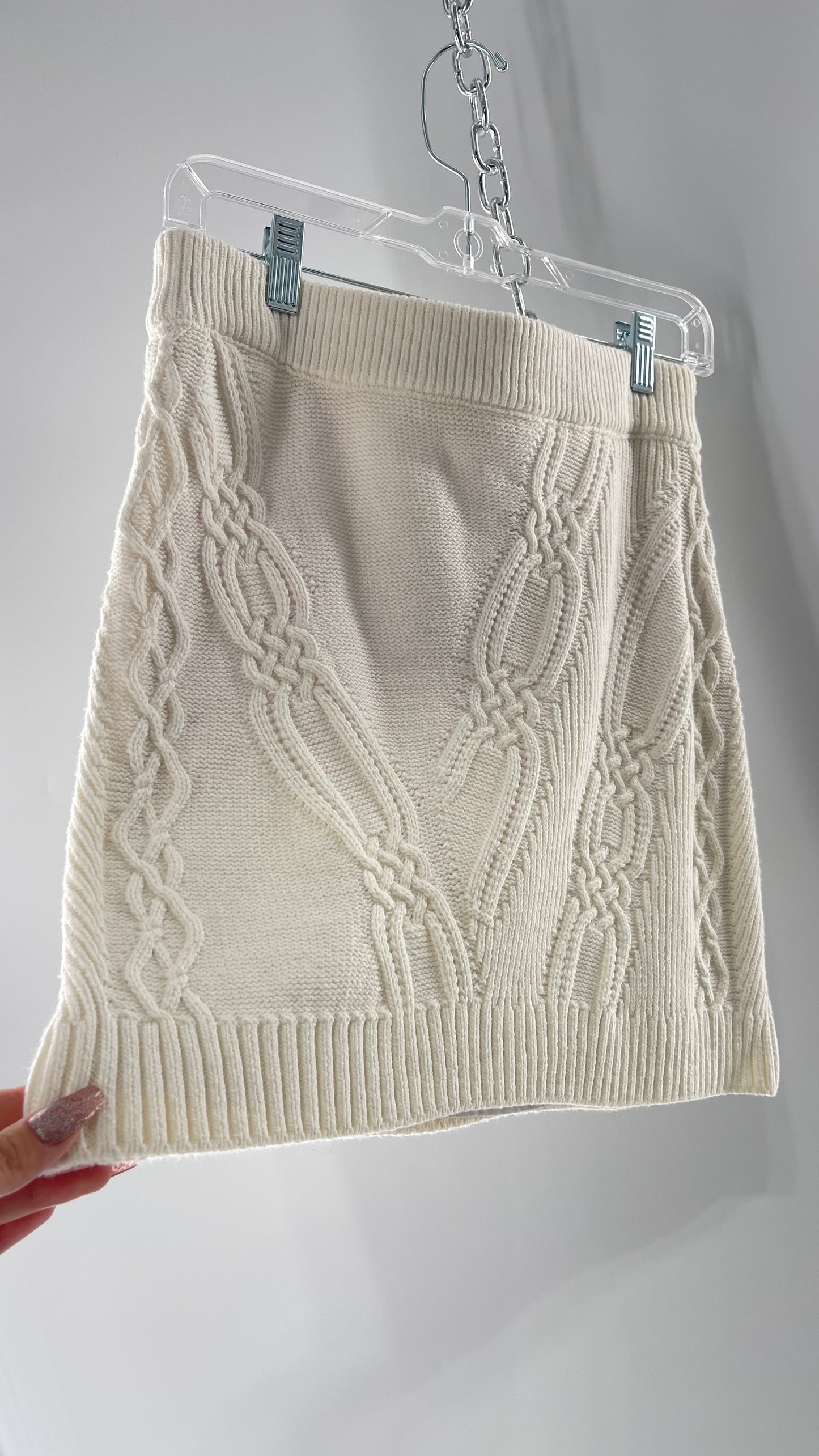 Maeve Anthropologie White Cable-knit Mini Skirt (Small)