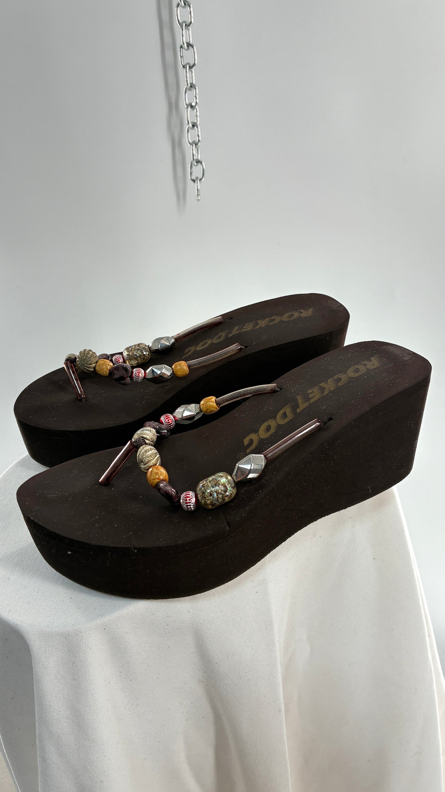 Vintage ROCKET DOG Brown Platform Sandals with Heavily Beaded Strap (9)