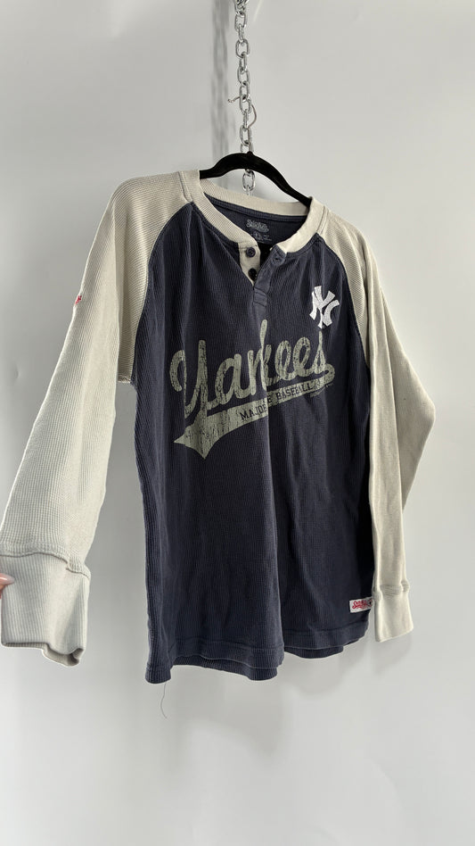 Vintage Yankees Waffle Knit Henley (Medium)