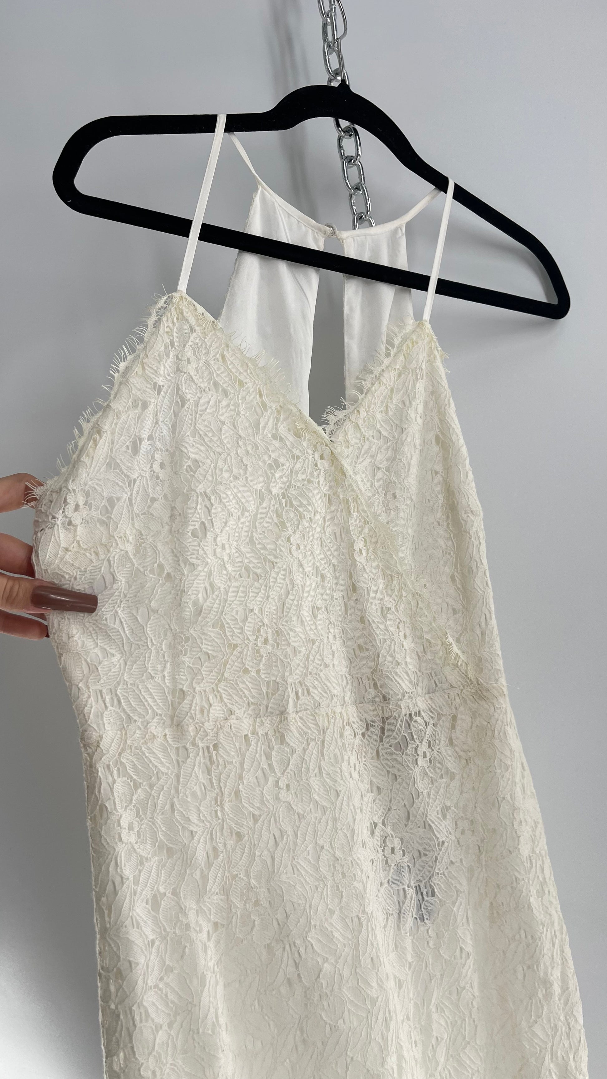 Urban Outfitters Kimchi Blue White Lace Mini Dress (10/Medium) The Thrifty Hippy Urban Outfitters Kimchi Blue White Lace Mini Dress (10/Medium) The Thrifty Hippy