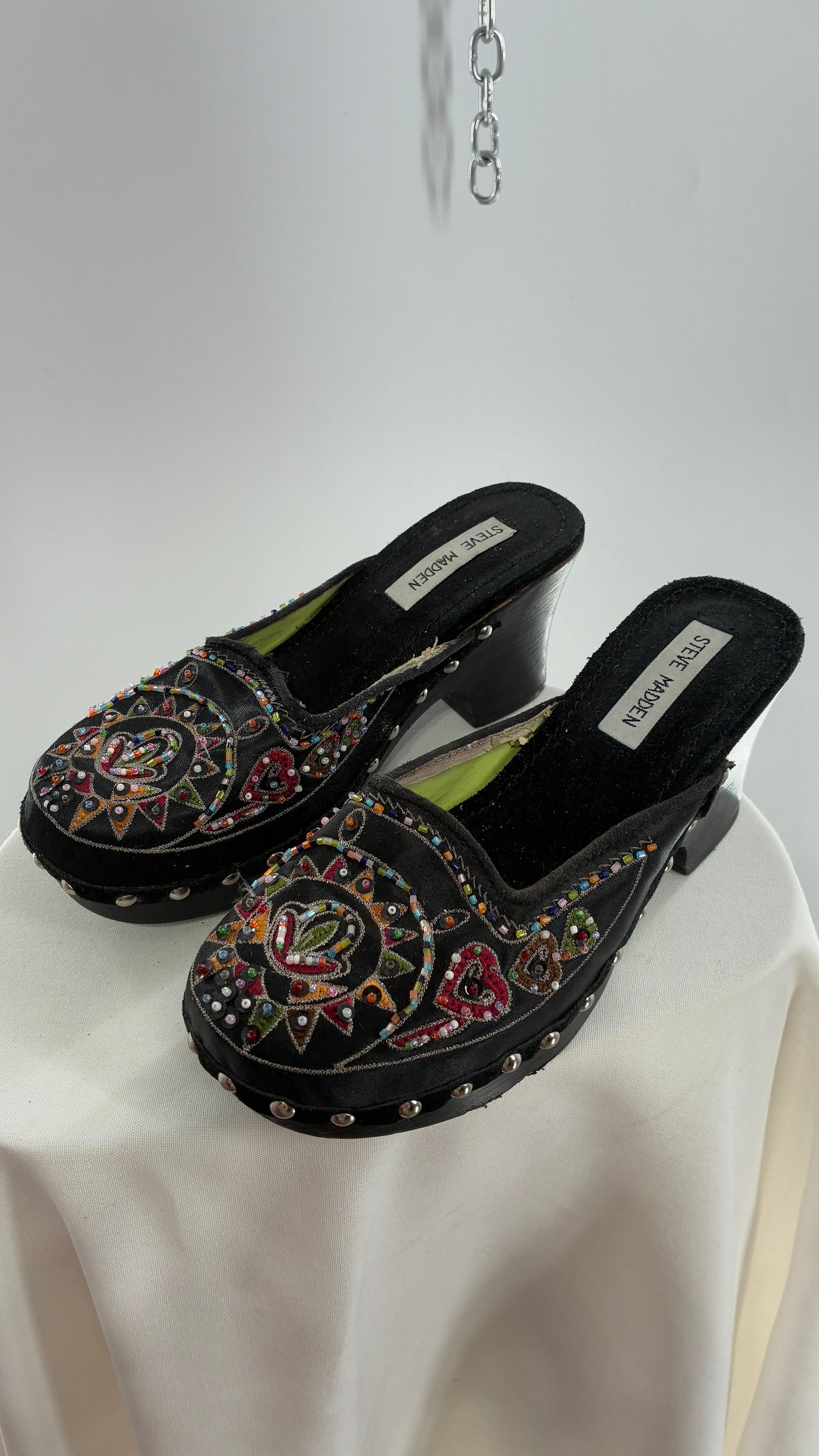Vintage 1990s STEVE MADDEN Black Wooden Heel Clogs with Embroidered and Beaded Design (7.5)