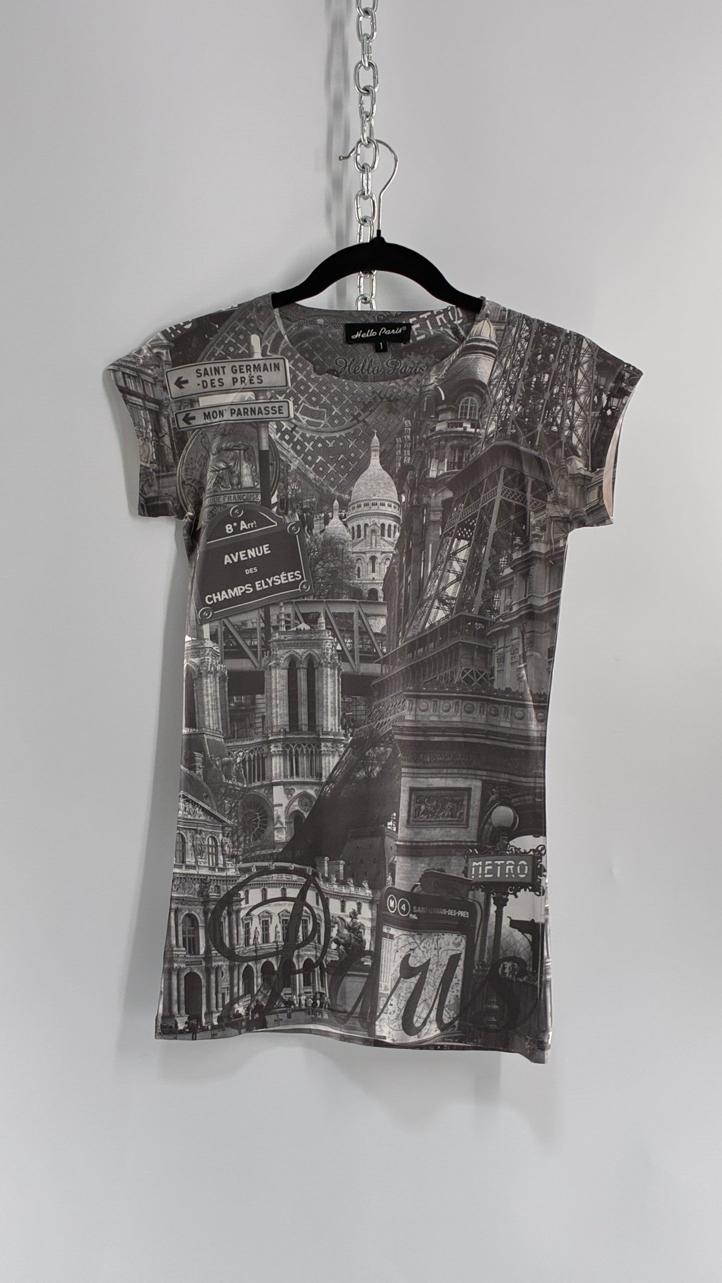 Vintage HELLO PARIS Screen Print T Shirt (S/M)
