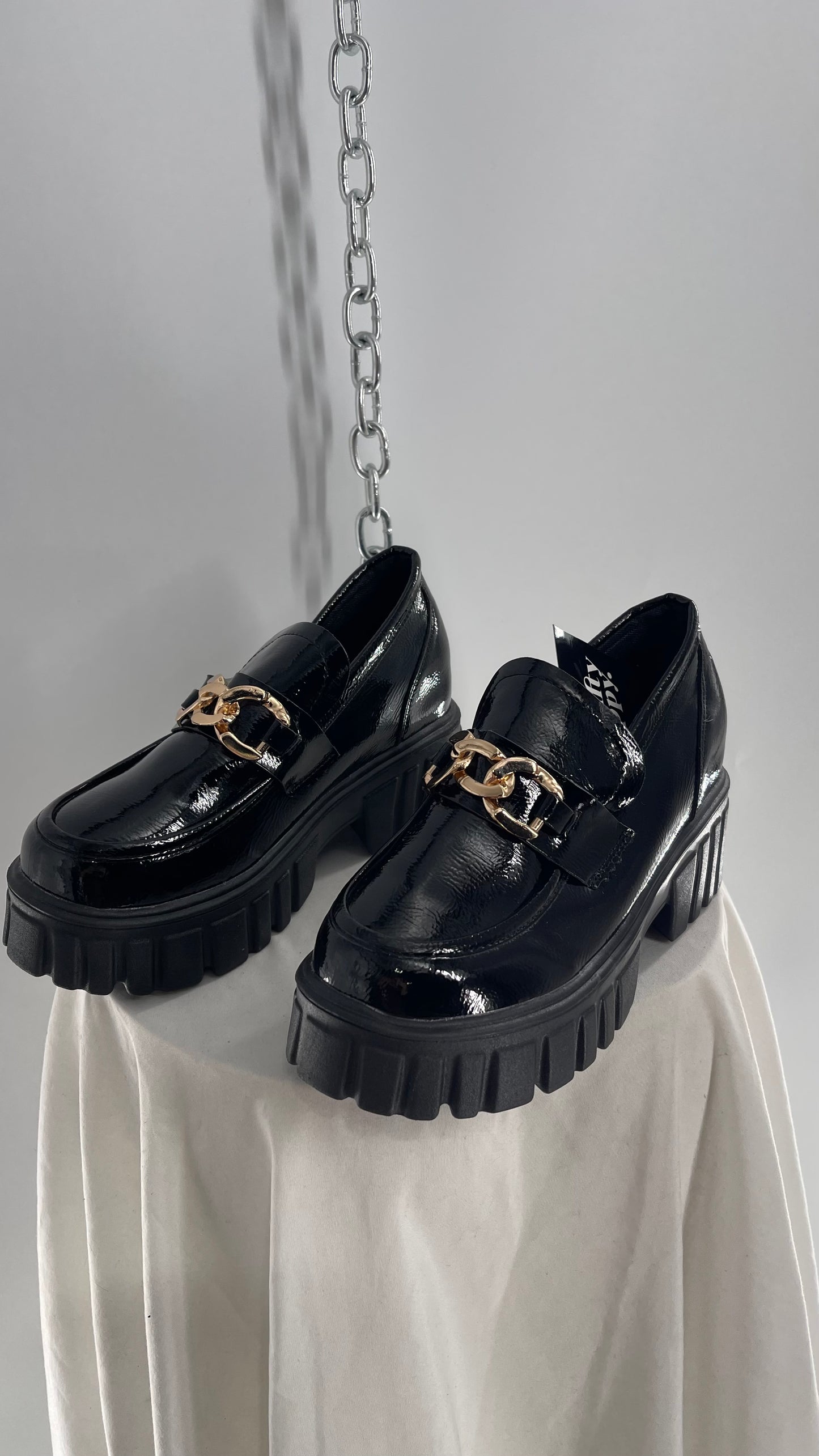 Patent Pleather Platform Oxfords with Gold Chain Detailing (7)