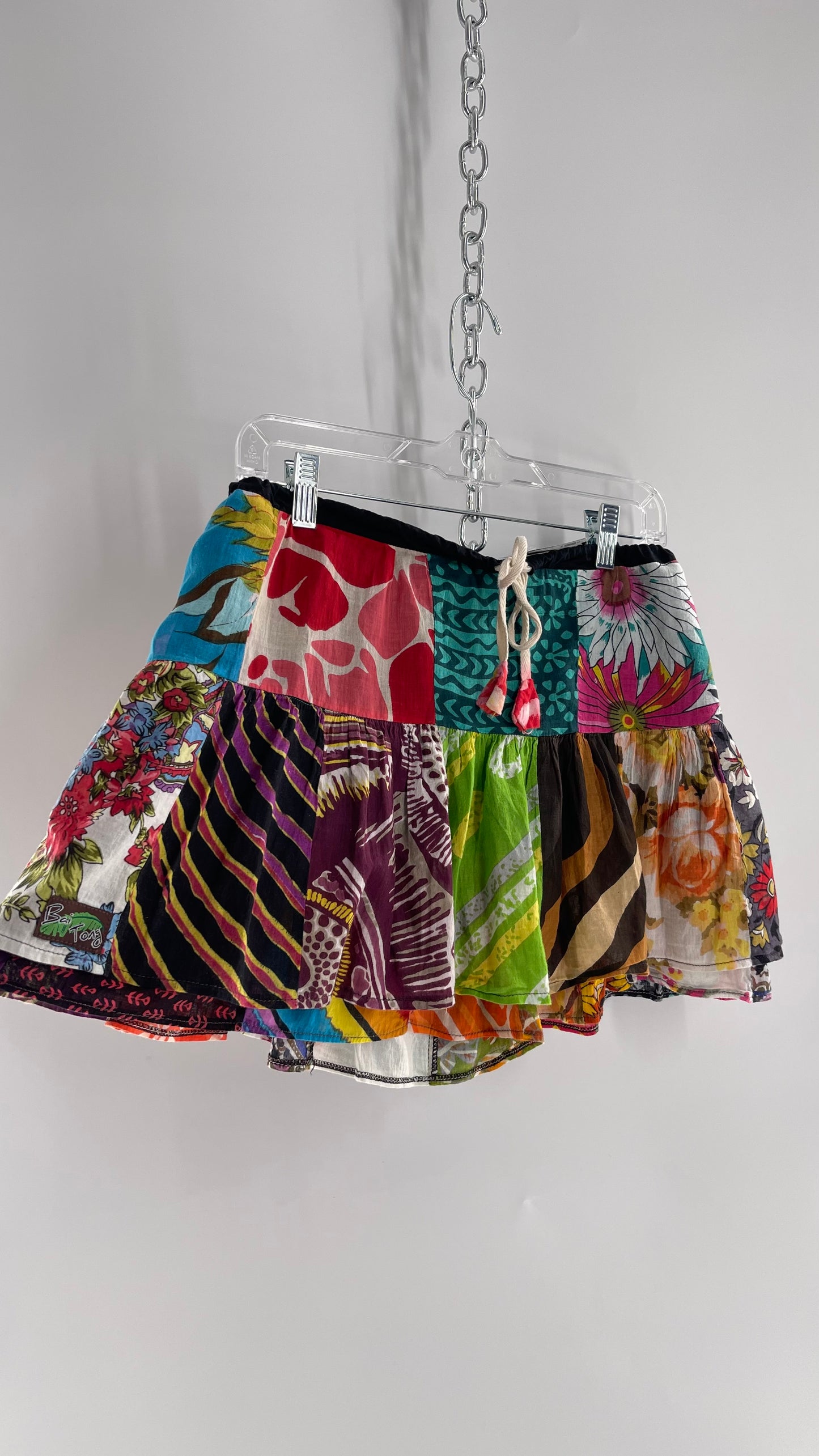 Vintage Bai Tong Tropical Patchwork Shorts/Skort (Medium)